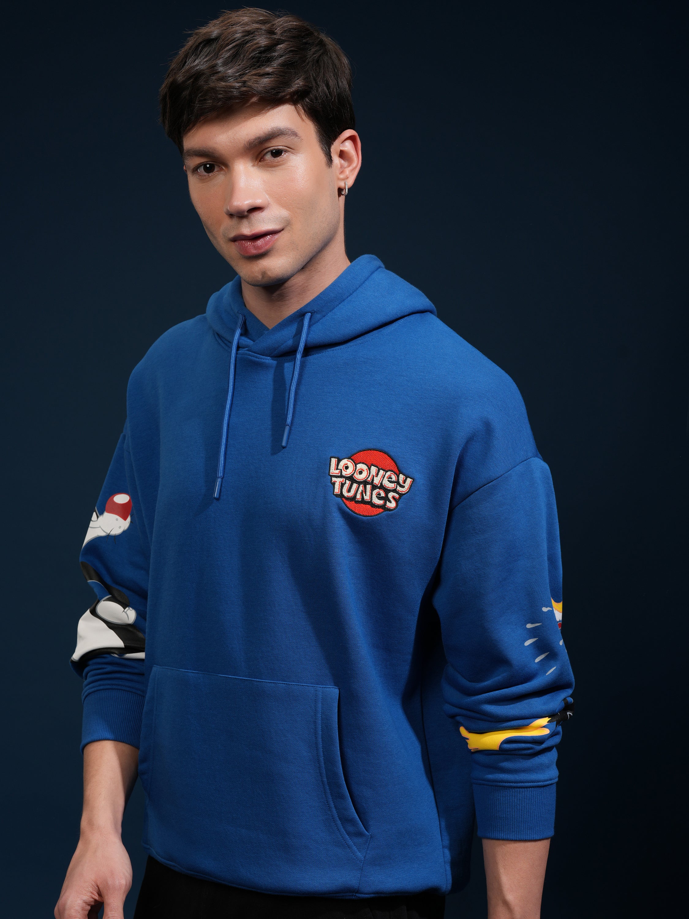 WB By Highlander Men Blue Looney Tunes Hooded Pullover Sweatshirt - Blue - Image 4