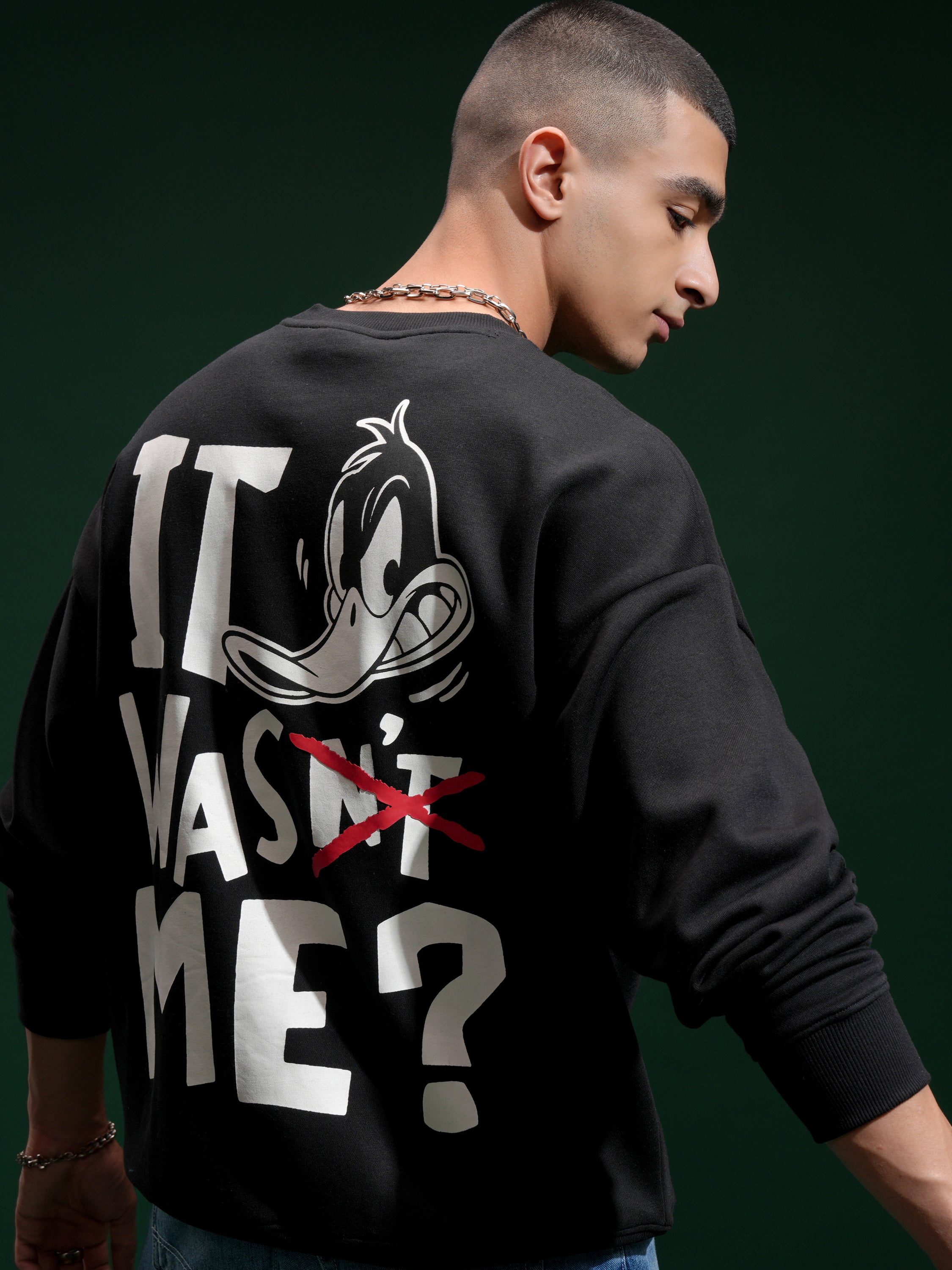 WB By Highlander Men Black Daffy Duck Round Neck Pullover Sweatshirt - Black - Image 1