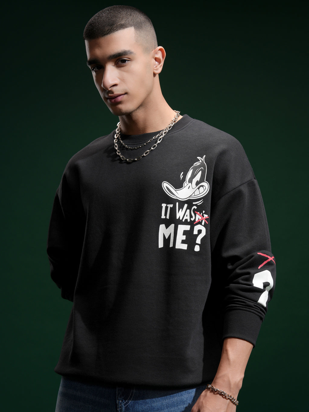 WB By Highlander Men Black Daffy Duck Round Neck Pullover Sweatshirt - Black - Image 3