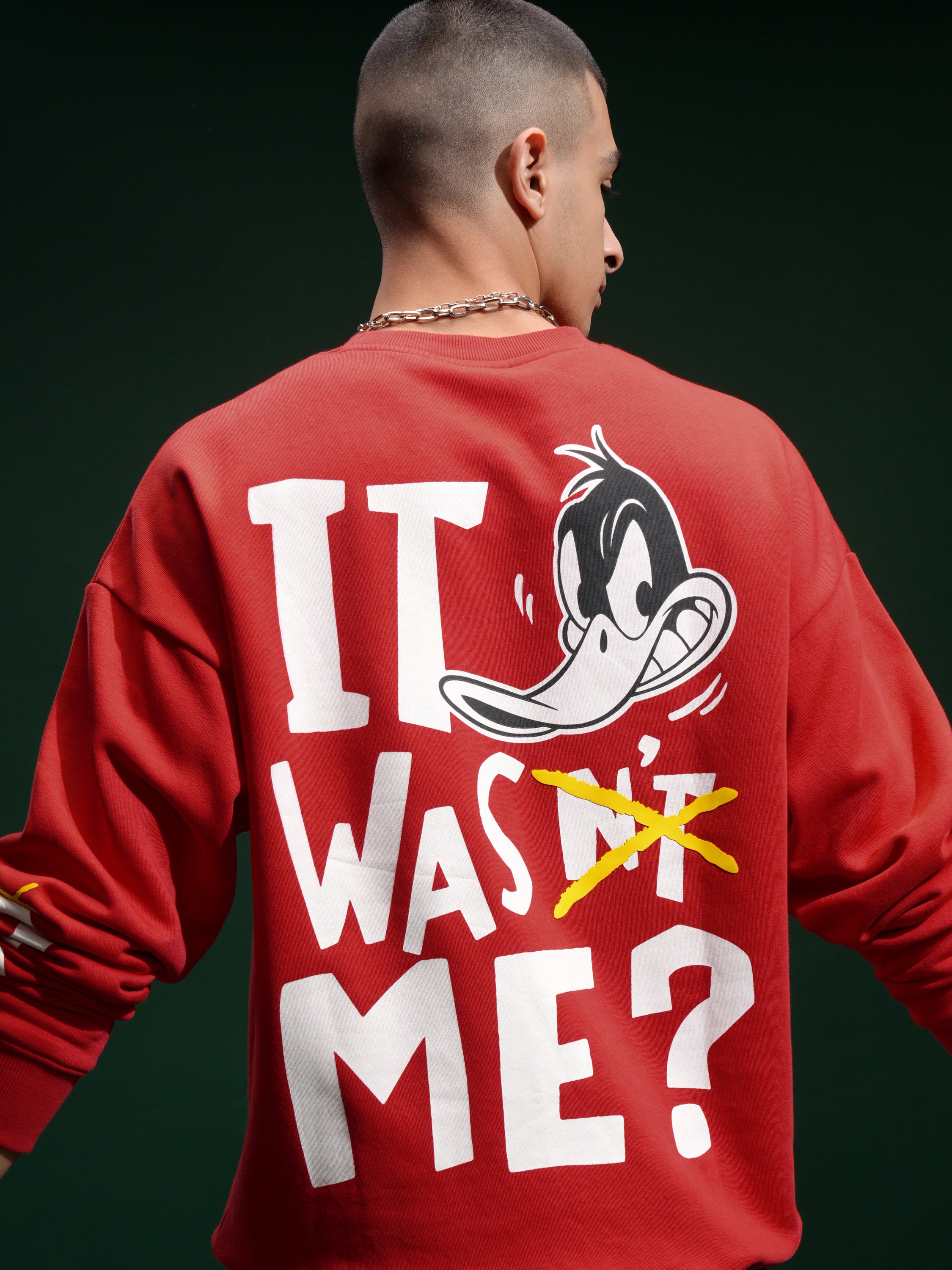 WB By Highlander Men Red Daffy Duck Round Neck Pullover Sweatshirt - Red - Image 1