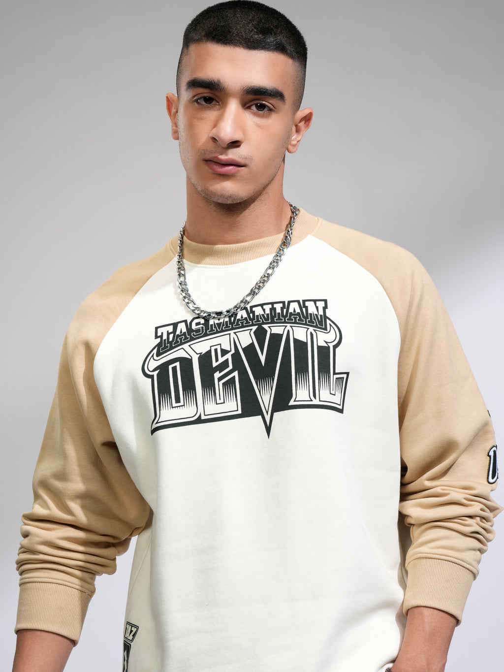 WB By Highlander Men White Looney Tunes Round Neck Pullover Sweatshirt - White - Image 1