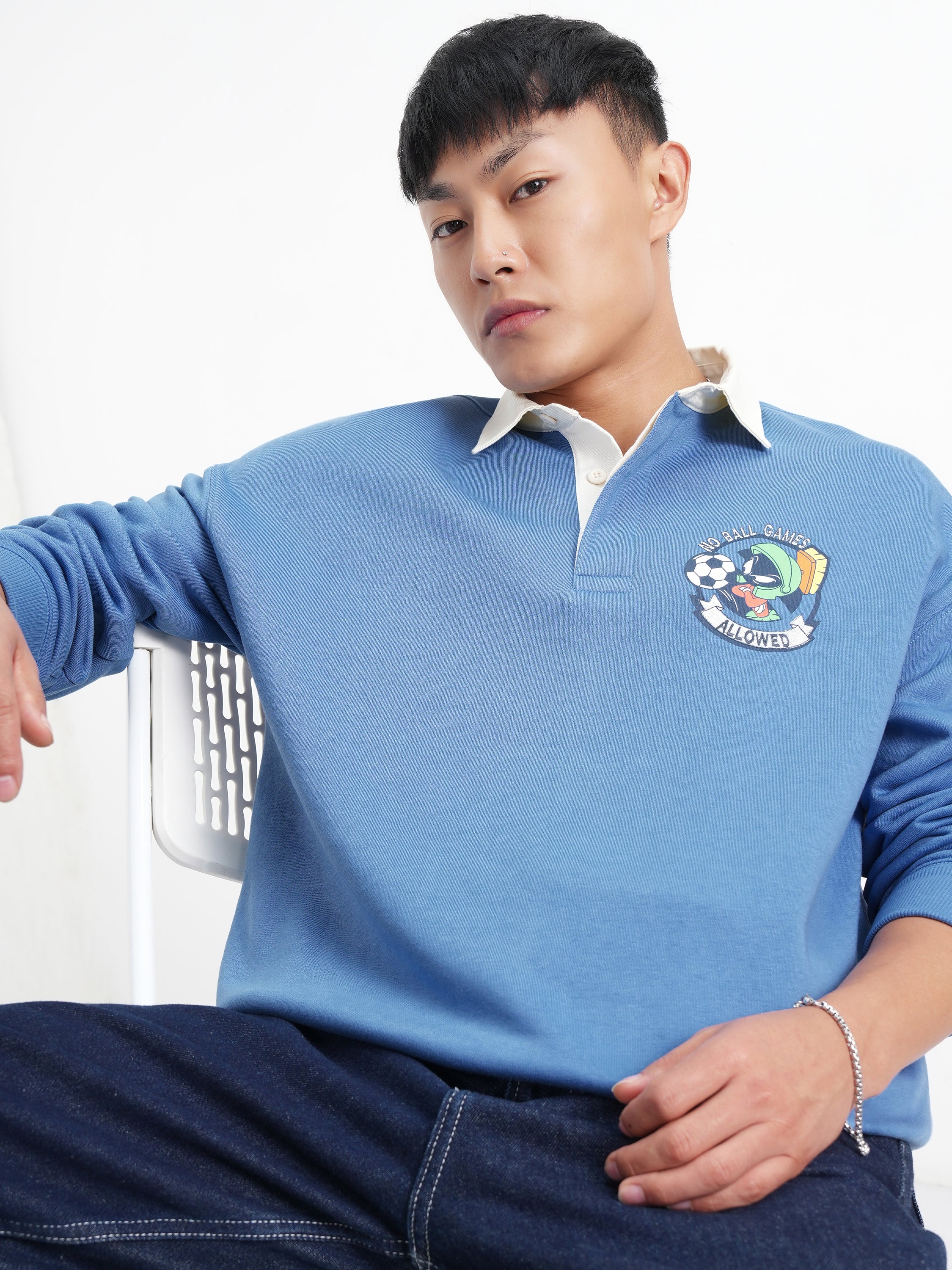 WB By Highlander Men Blue Looney Tunes Shirt Collar Pullover Sweatshirt - Blue - Image 1