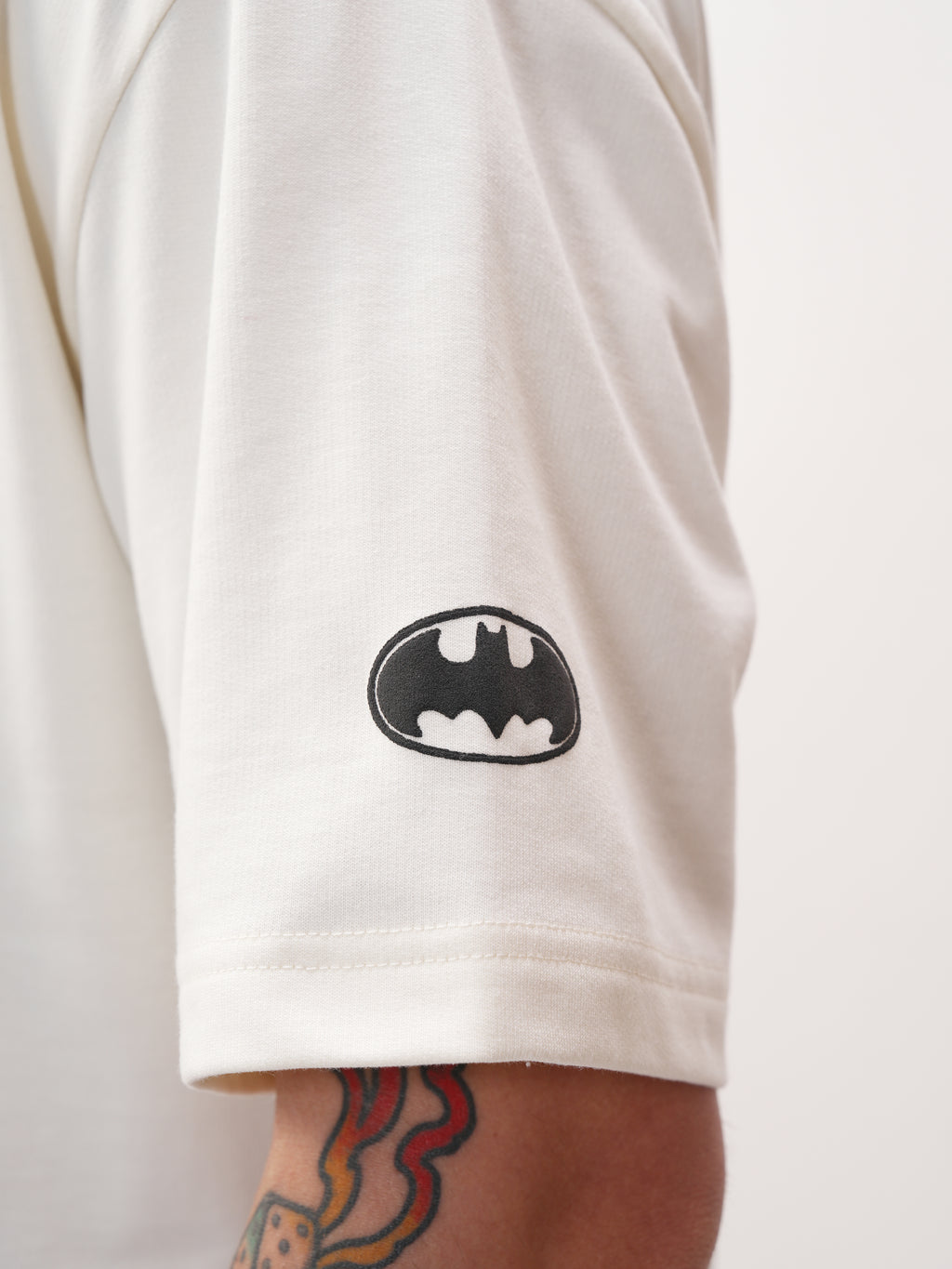 DC By Highlander Men Off White Batman Printed Hood Oversized Fit T-Shirt - Off White - Image 7
