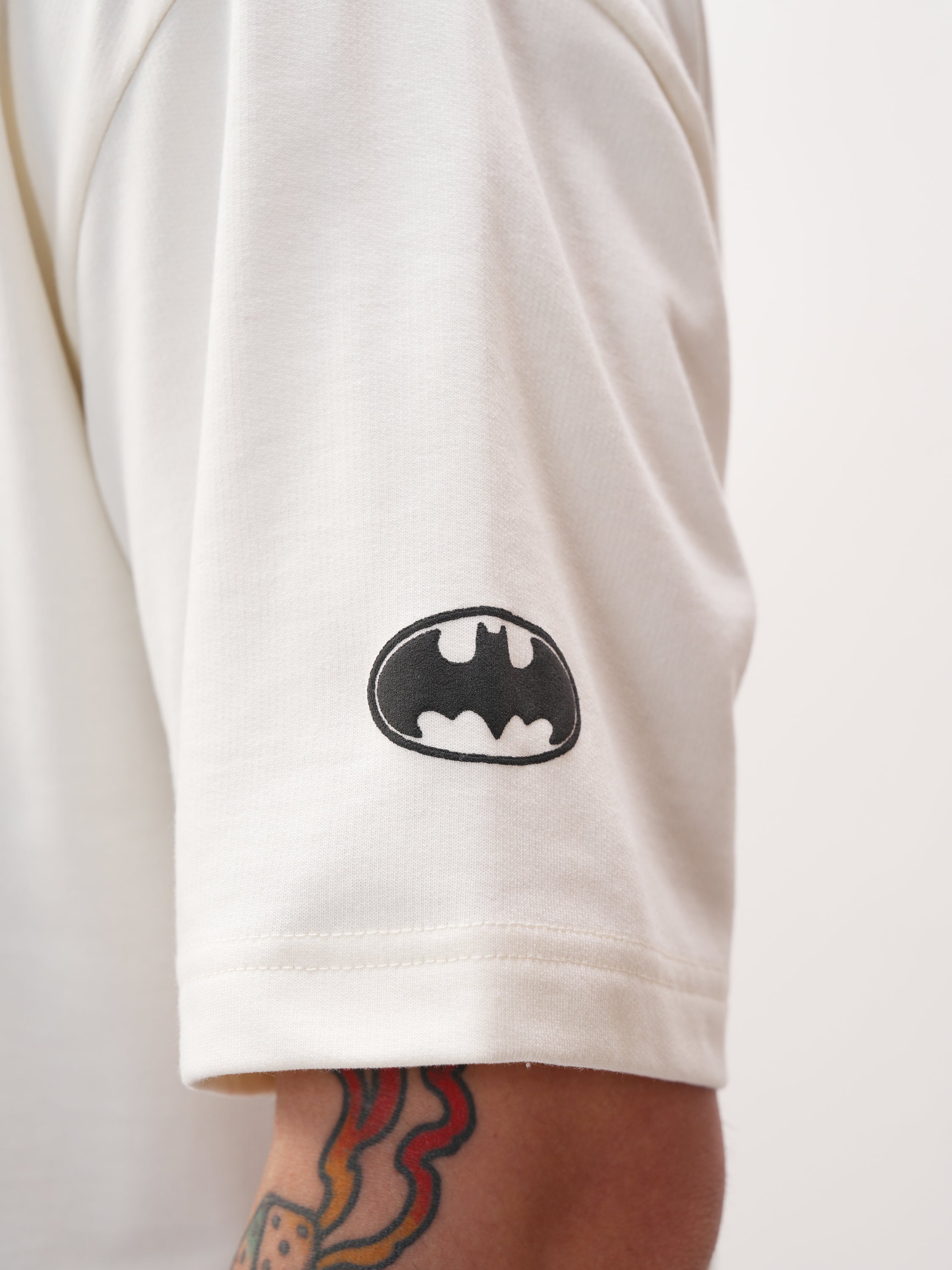 DC By Highlander Men Off White Batman Printed Hood Oversized Fit T-Shirt - Off White - Image 7