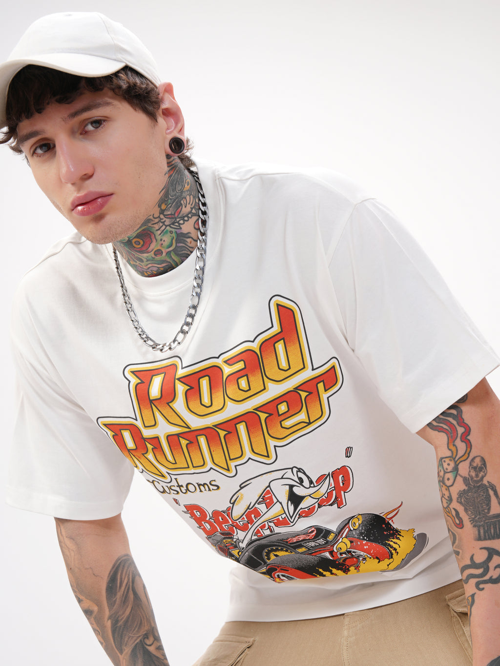 WB By Highlander Men White Looney Tunes Printed Round Neck Oversized Fit T-Shirt - White - Image 1