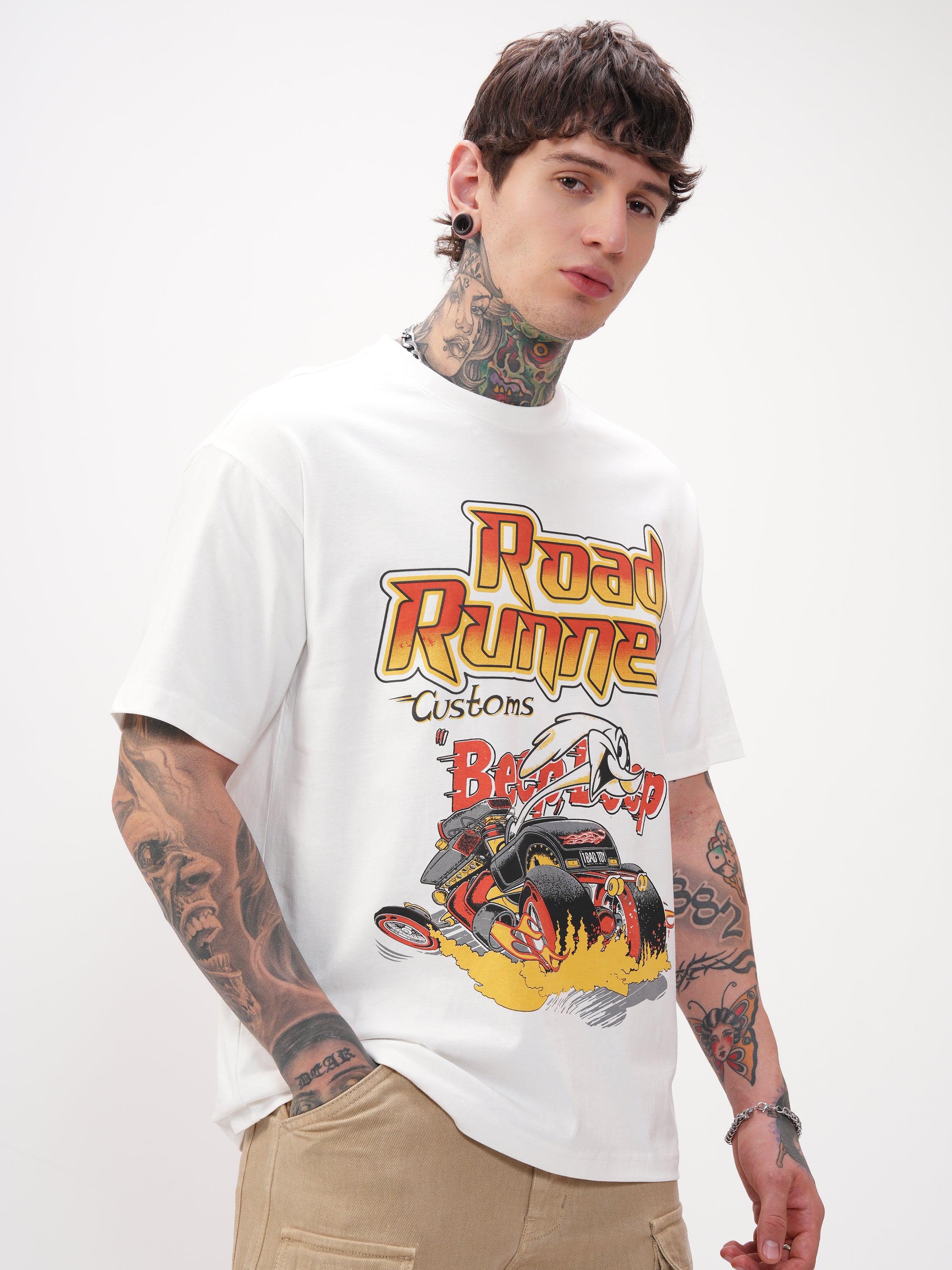 WB By Highlander Men White Looney Tunes Printed Round Neck Oversized Fit T-Shirt - White - Image 6