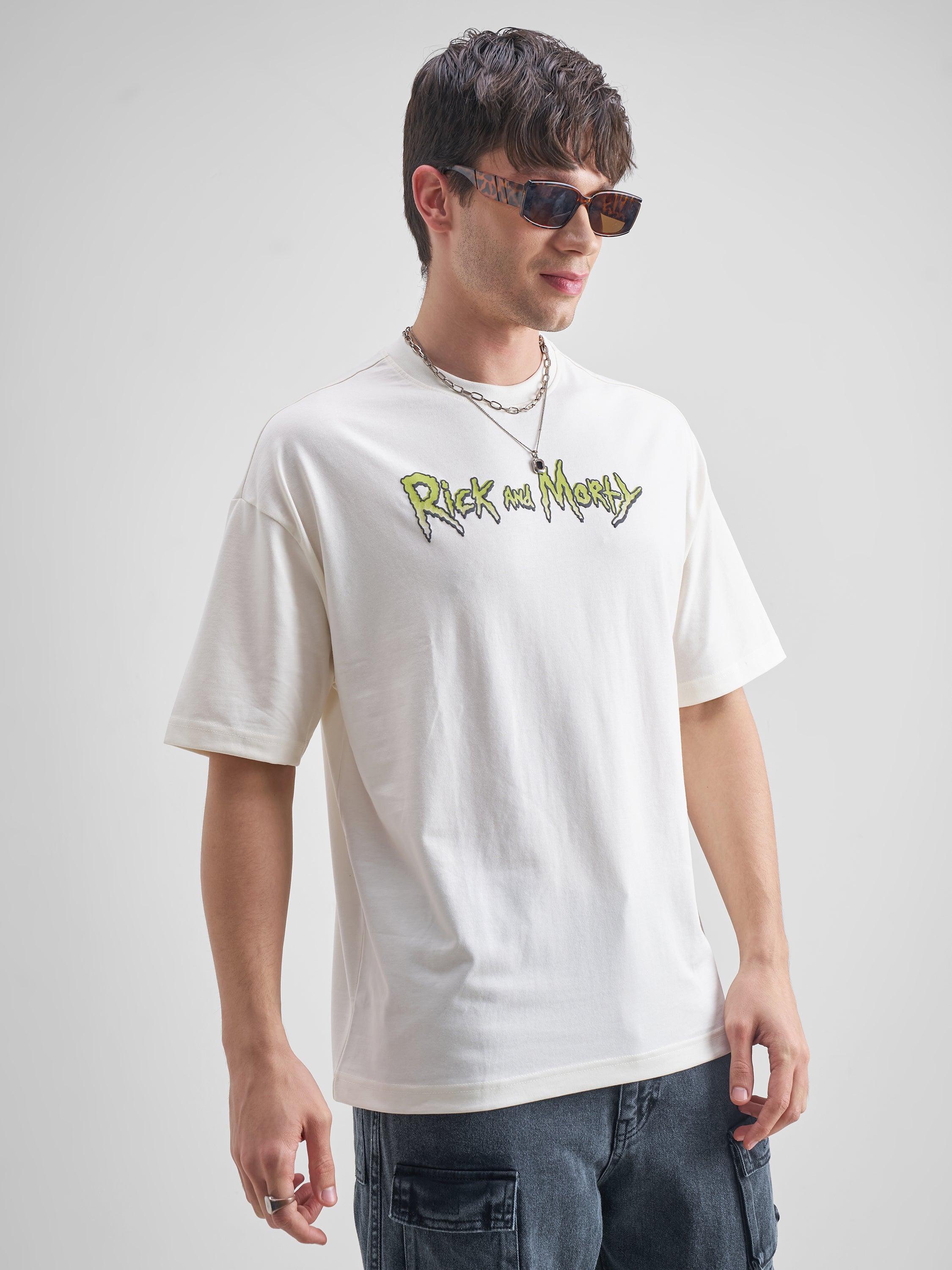 Highlander Men White Rick And Morty Printed Round Neck Oversized Fit T-Shirt - White - Image 6