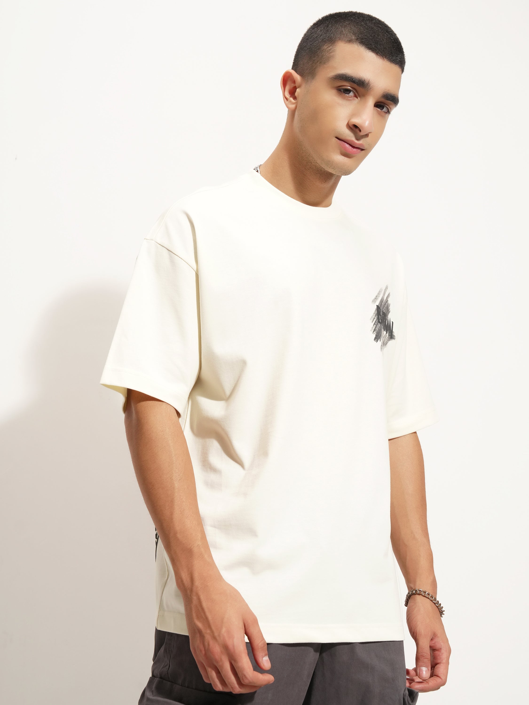 DC By Highlander Men Off White Batman Printed Round Neck Oversized Fit T-Shirt - Off White - Image 6