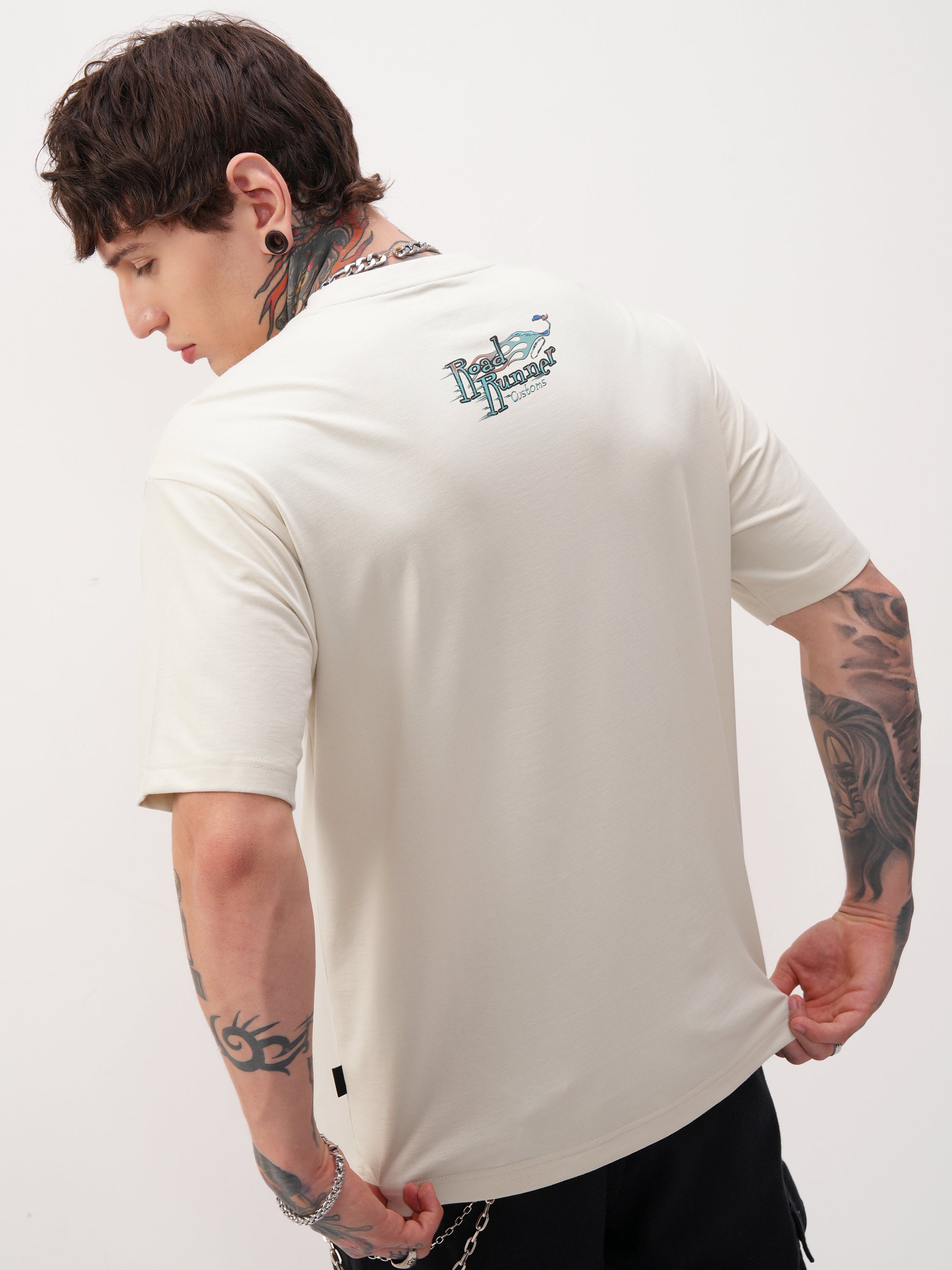 WB By Highlander Men Cream Looney Tunes Printed Round Neck Oversized Fit T-Shirt - Cream - Image 3