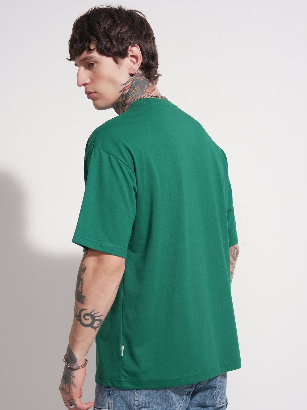 DC By Highlander Men Green Batman Printed Round Neck Oversized Fit T-Shirt - Green - Image 3