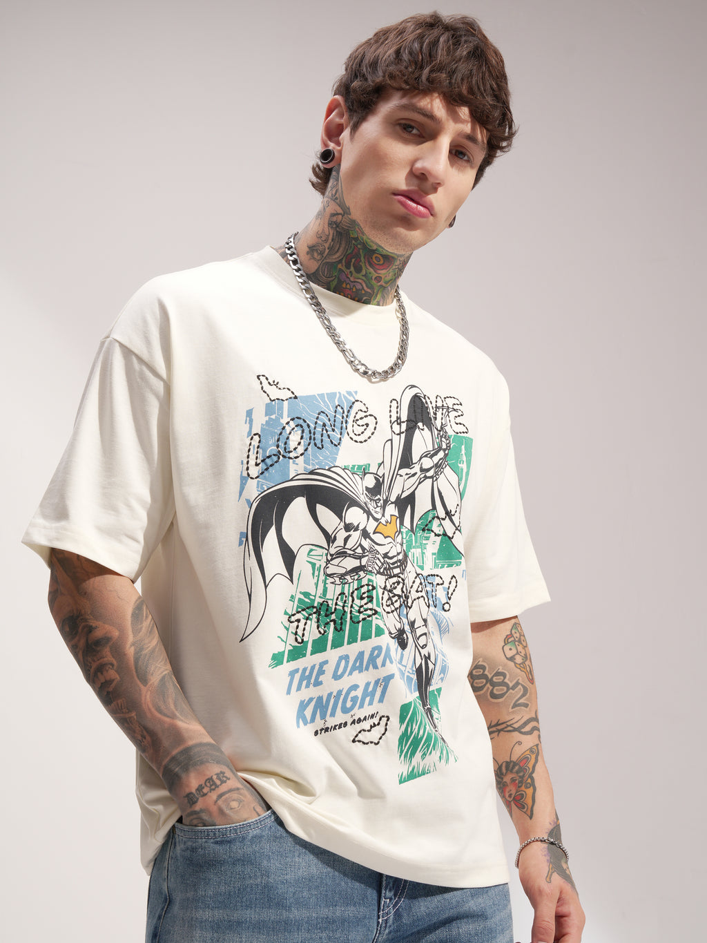 DC By Highlander Men Off White Batman Printed Round Neck Oversized Fit T-Shirt - Off White - Image 6