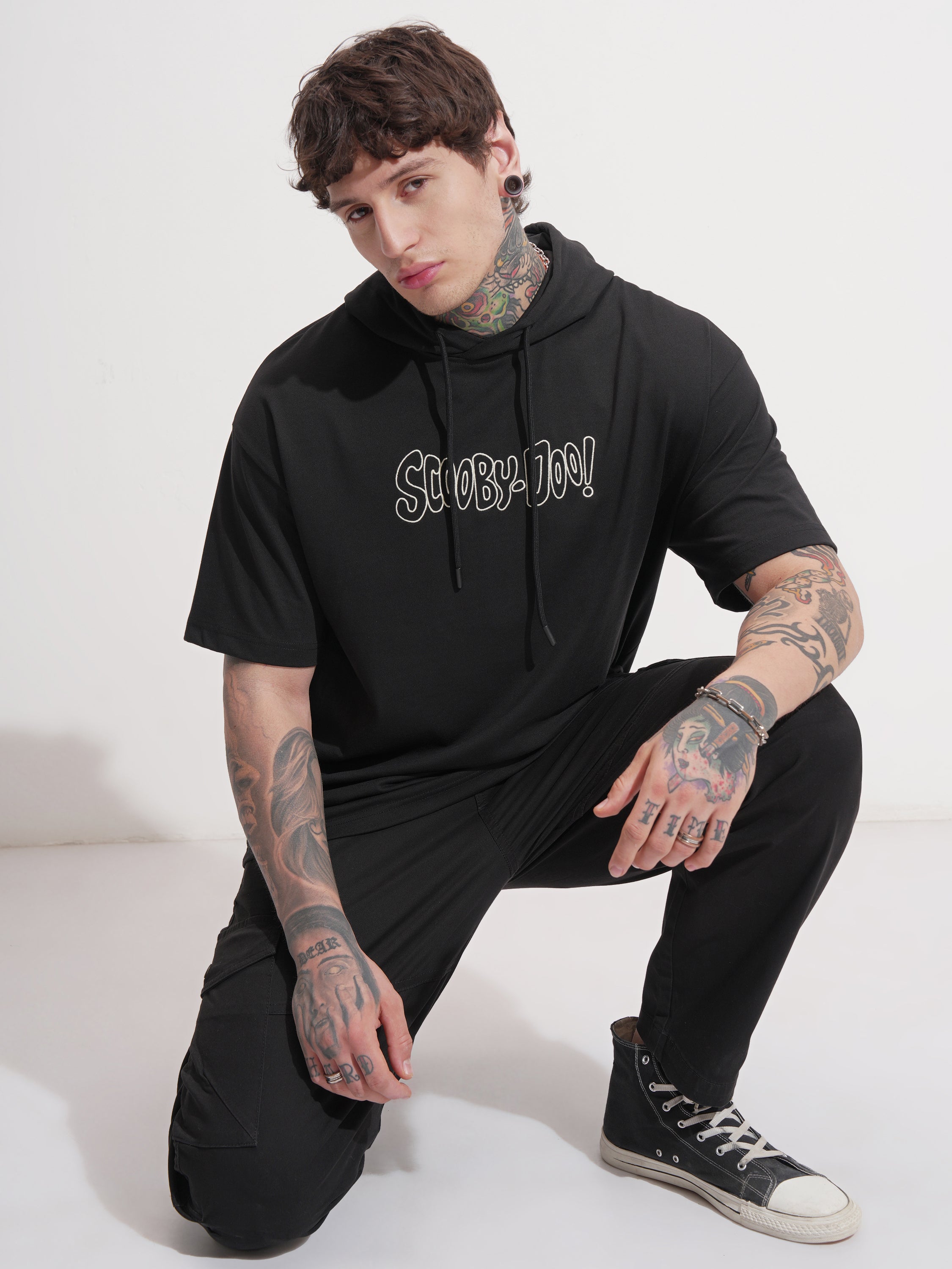 WB By Highlander Men Black Scooby Doo Printed Hood Oversized Fit T-Shirt - Black - Image 2
