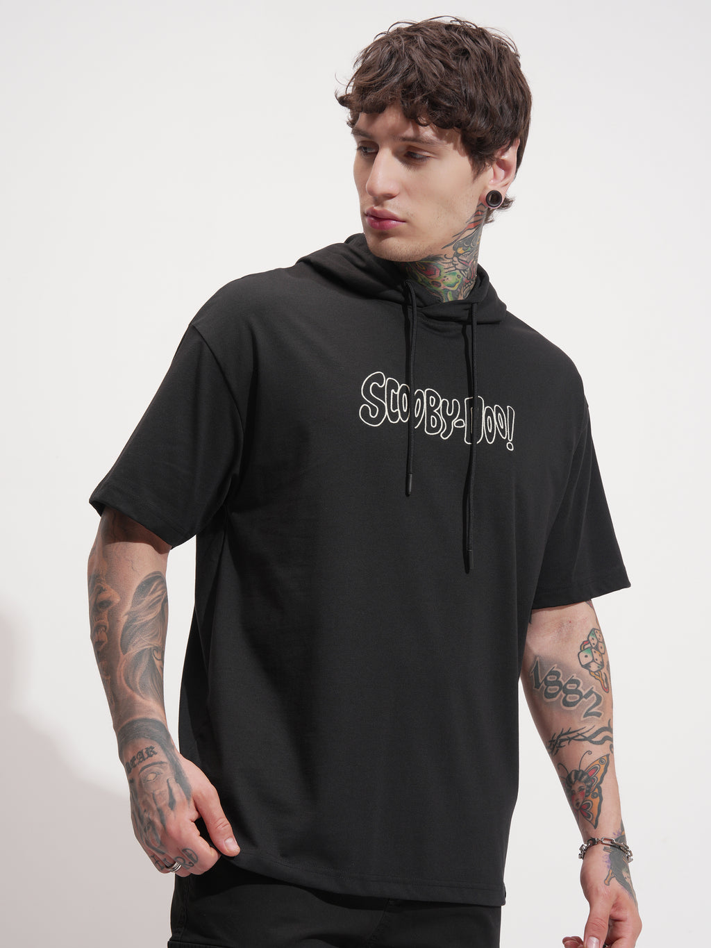 WB By Highlander Men Black Scooby Doo Printed Hood Oversized Fit T-Shirt - Black - Image 6