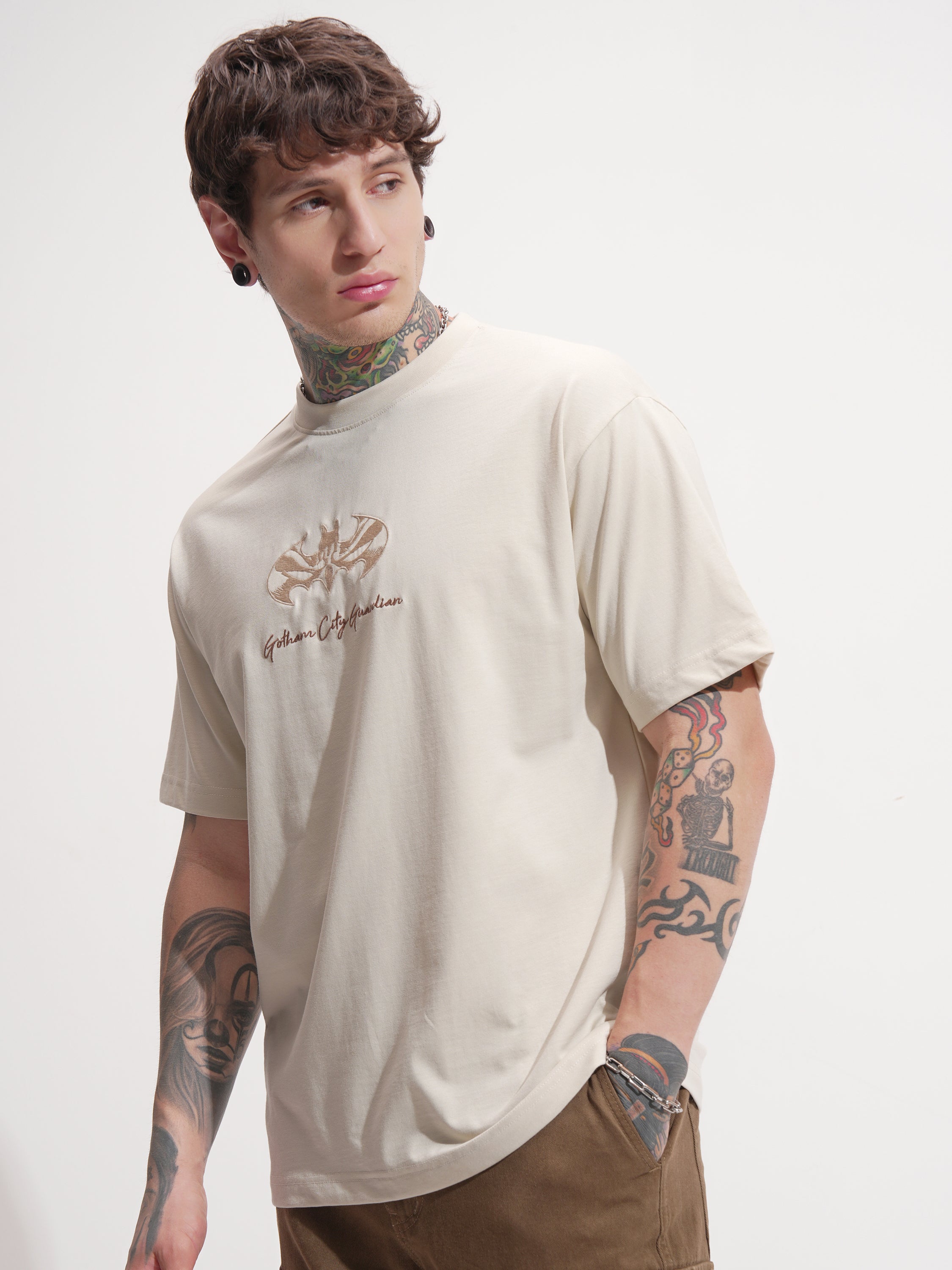 DC By Highlander Men Cream Batman Embroidered Round Neck T-Shirt - Cream - Image 4