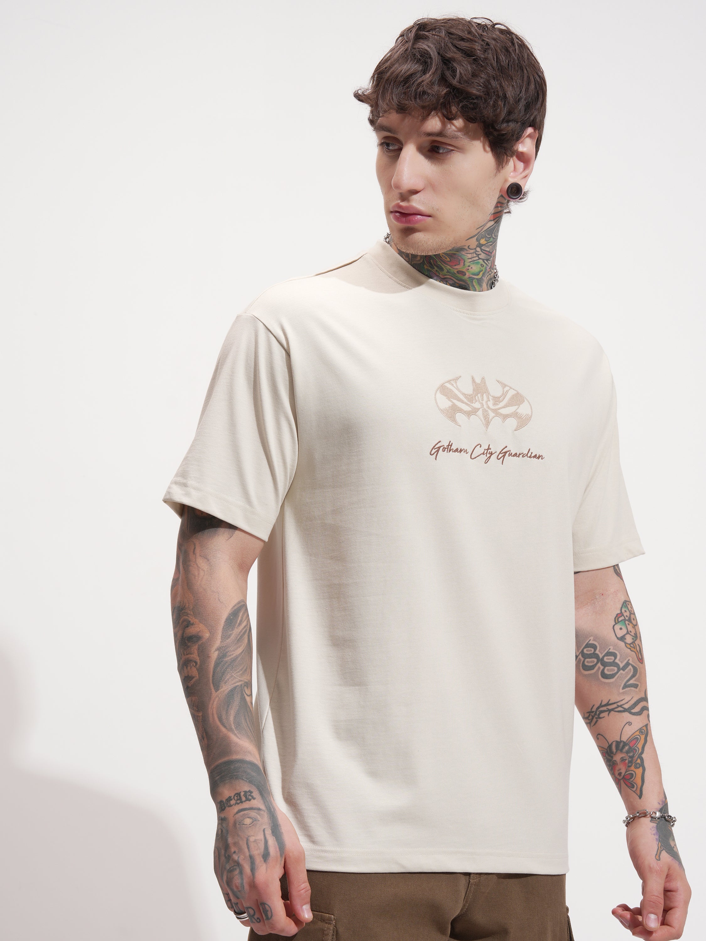 DC By Highlander Men Cream Batman Embroidered Round Neck T-Shirt - Cream - Image 6