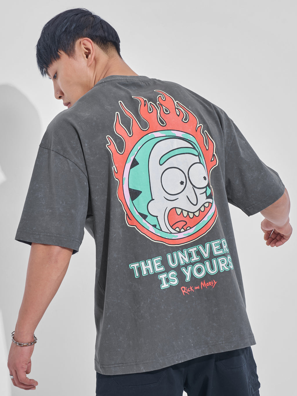 WB By Highlander Men Grey Rick And Morty Printed Round Neck Oversized Fit T-Shirt - Grey - Image 3