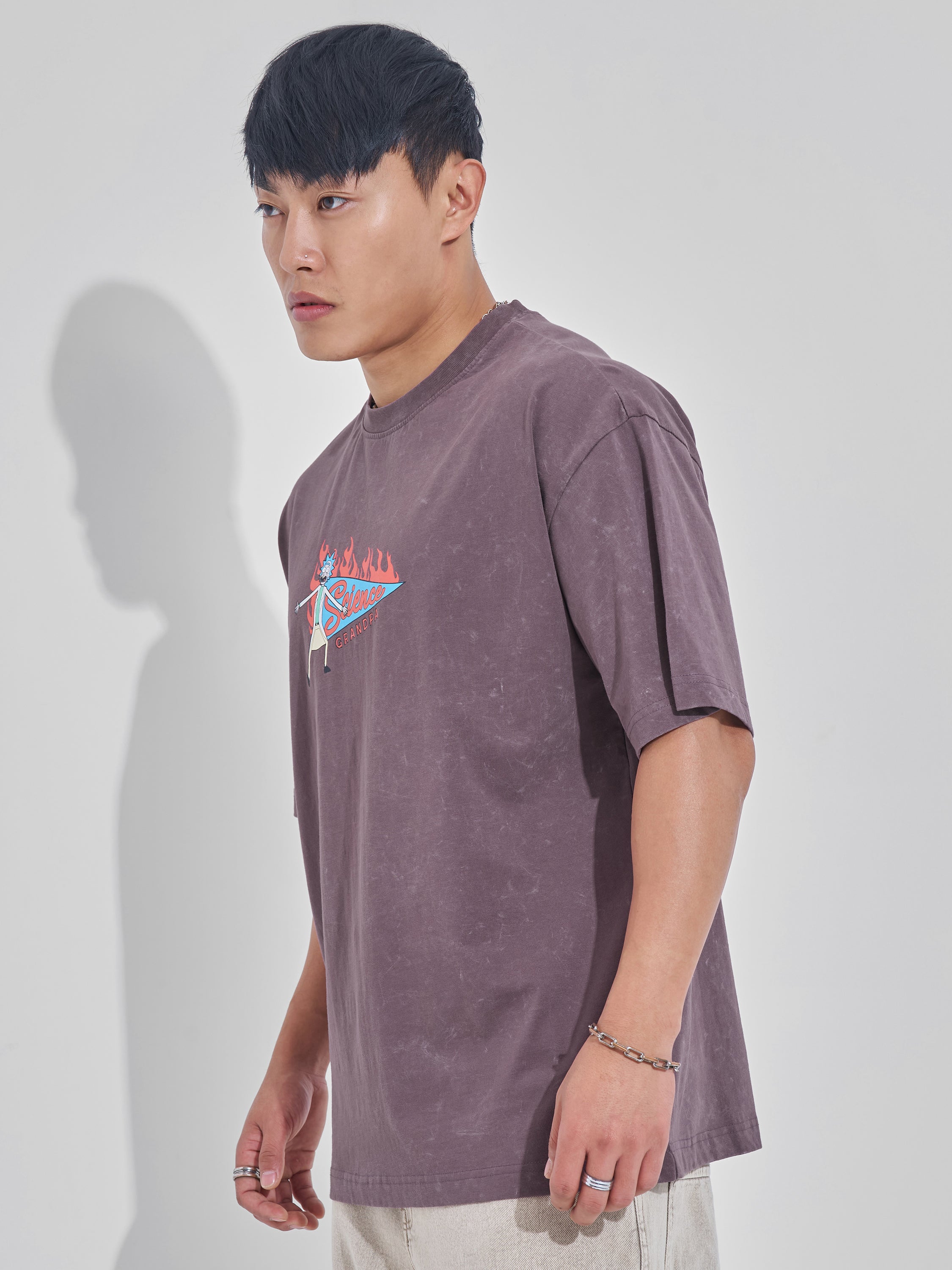 WB By Highlander Men Mauve Rick And Morty Printed Round Neck Oversized Fit T-Shirt - Mauve - Image 4