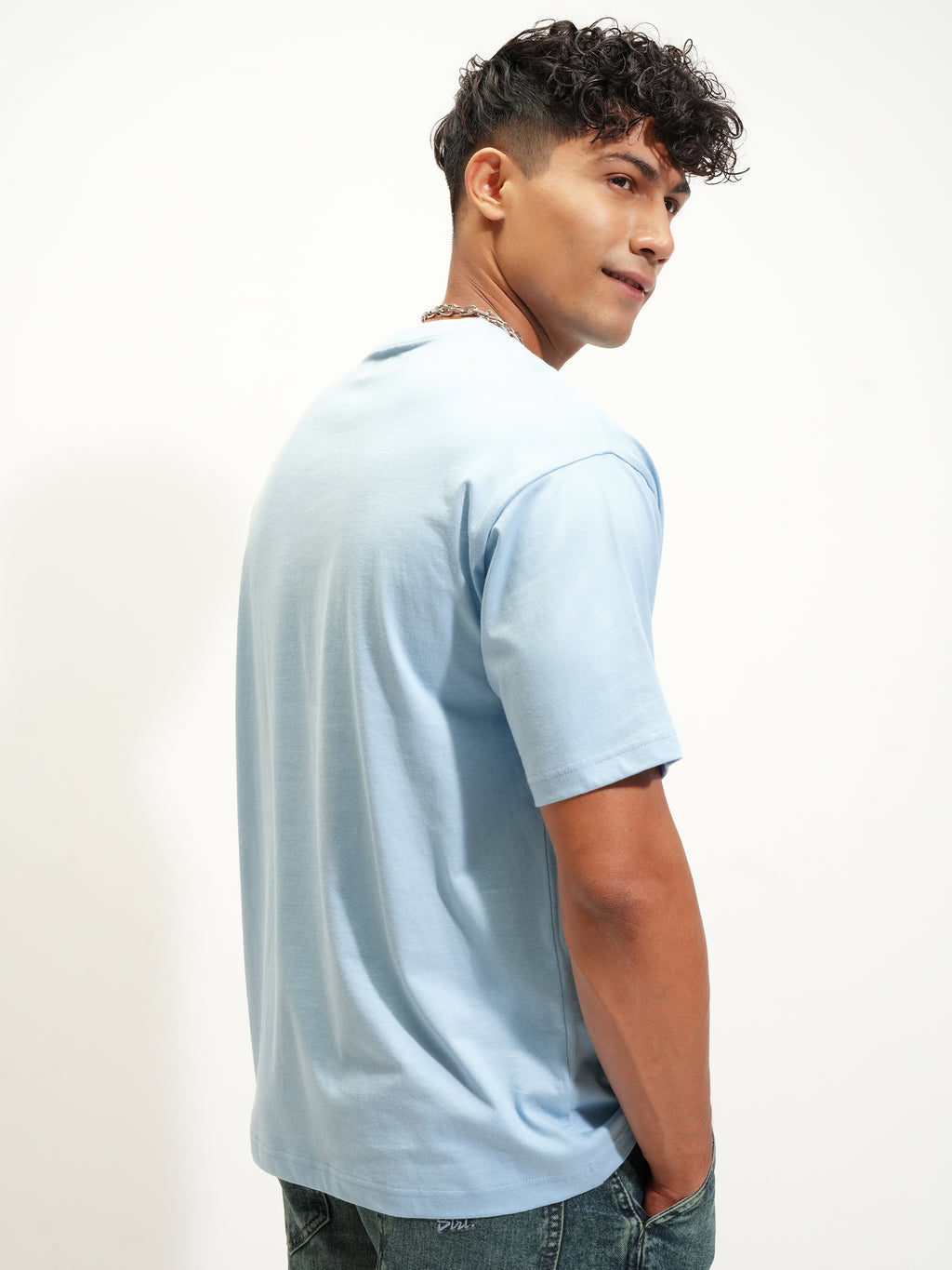WB By Highlander Men Blue Looney Tunes Printed Round Neck T-Shirt - Blue - Image 3