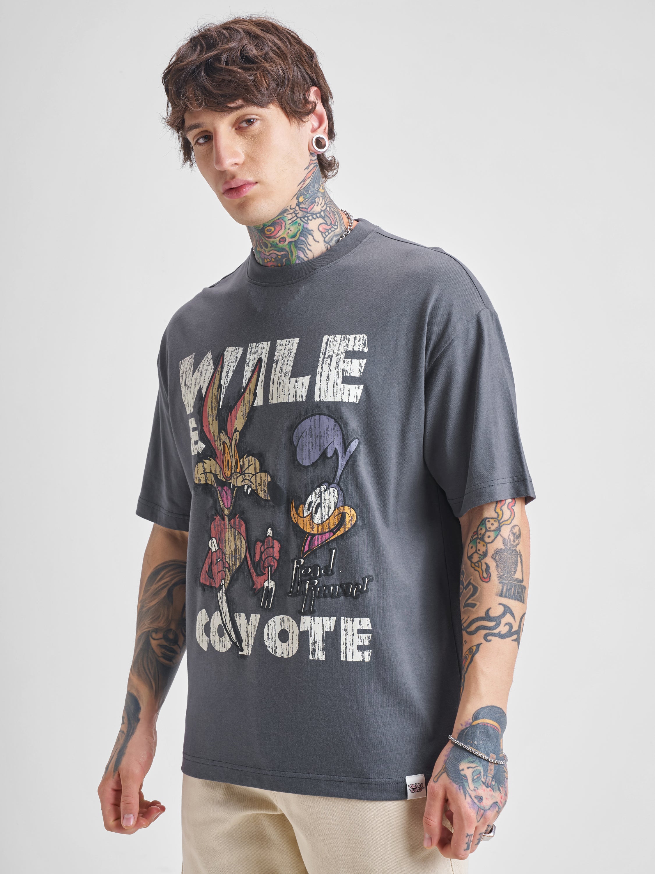 WB By Highlander Men Grey Looney Tunes Printed Round Neck Oversized Fit T-Shirt - Grey - Image 4