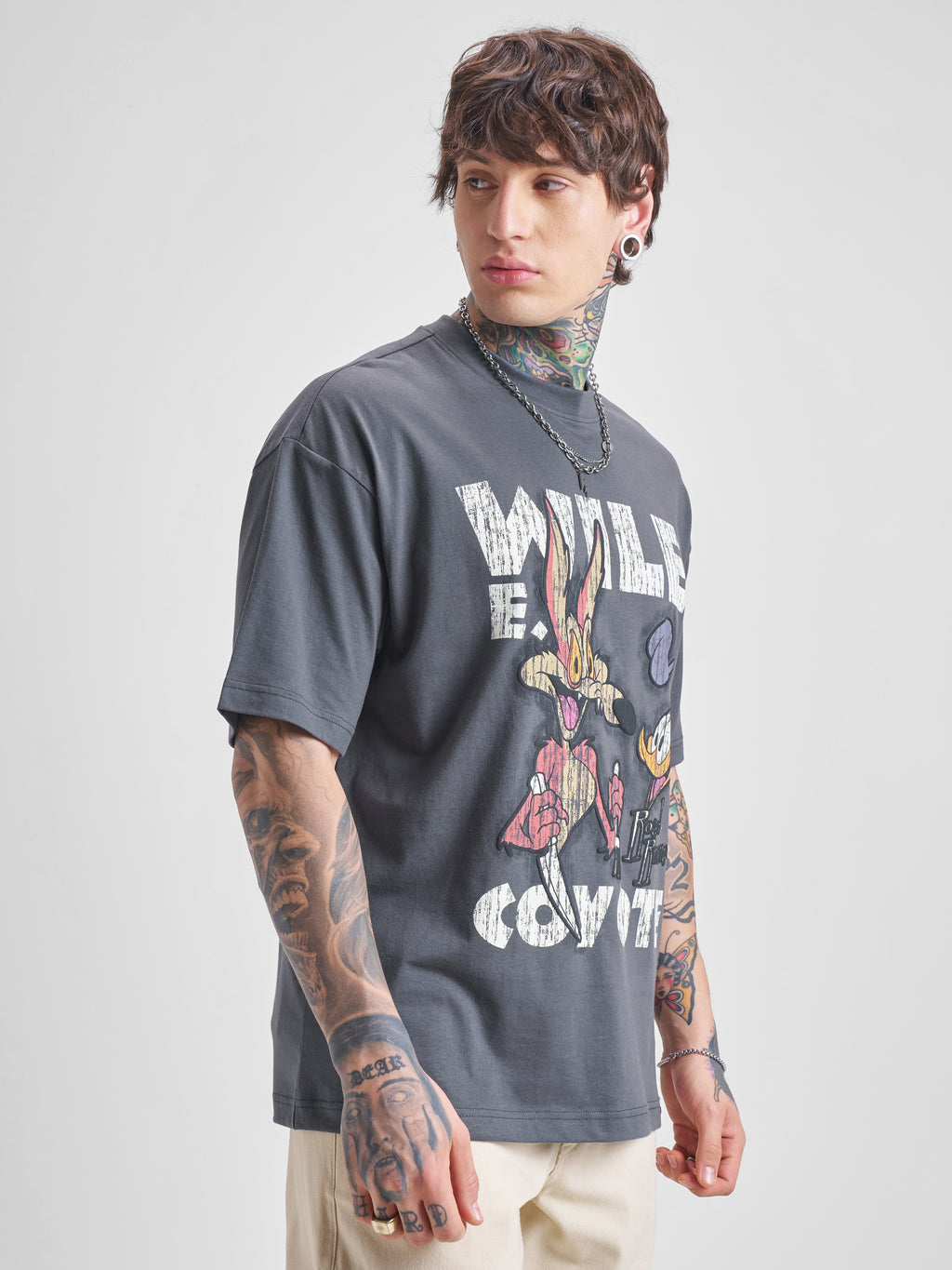 WB By Highlander Men Grey Looney Tunes Printed Round Neck Oversized Fit T-Shirt - Grey - Image 6