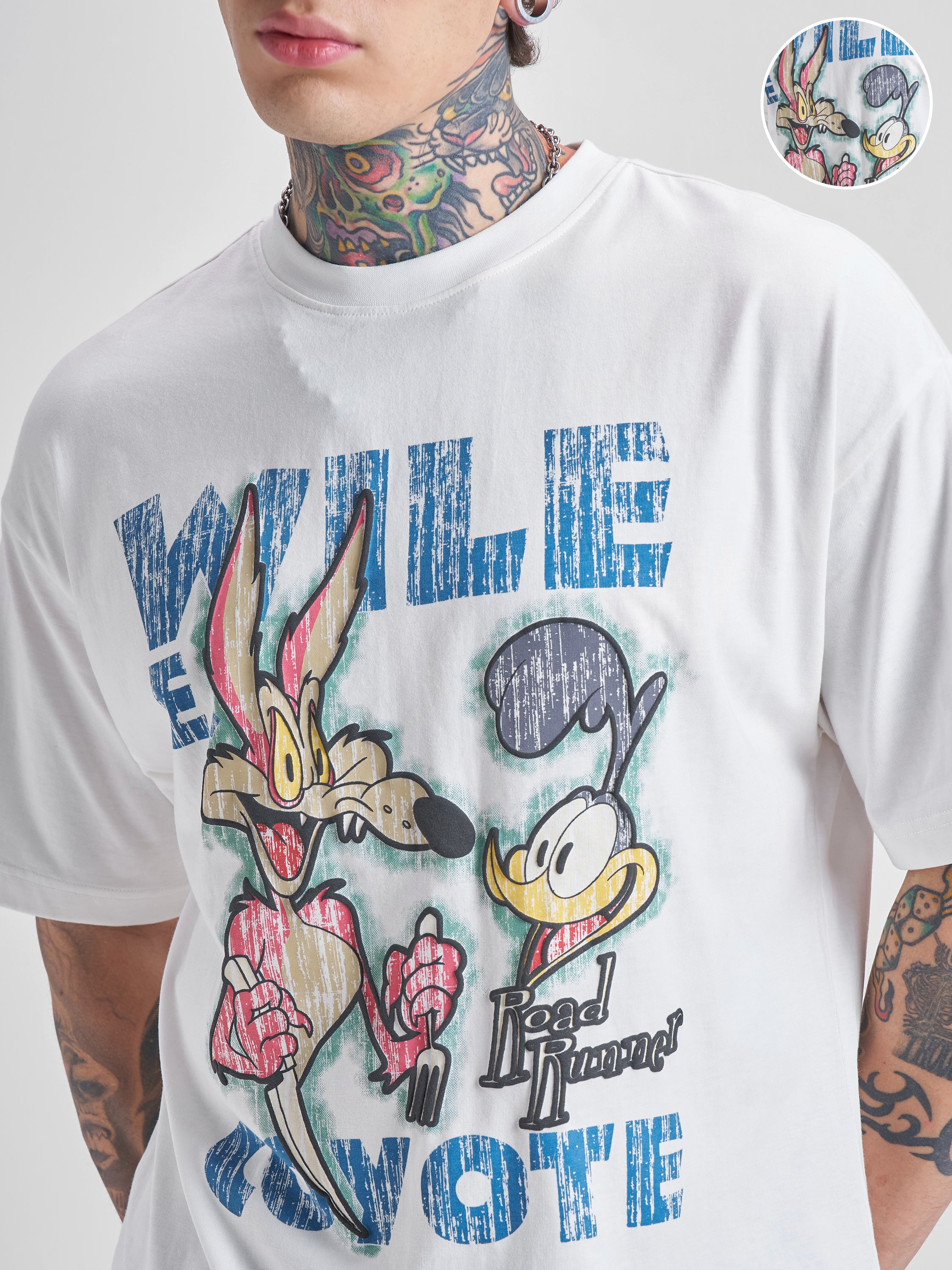 WB By Highlander Men White Looney Tunes Printed Round Neck Oversized Fit T-Shirt - White - Image 5