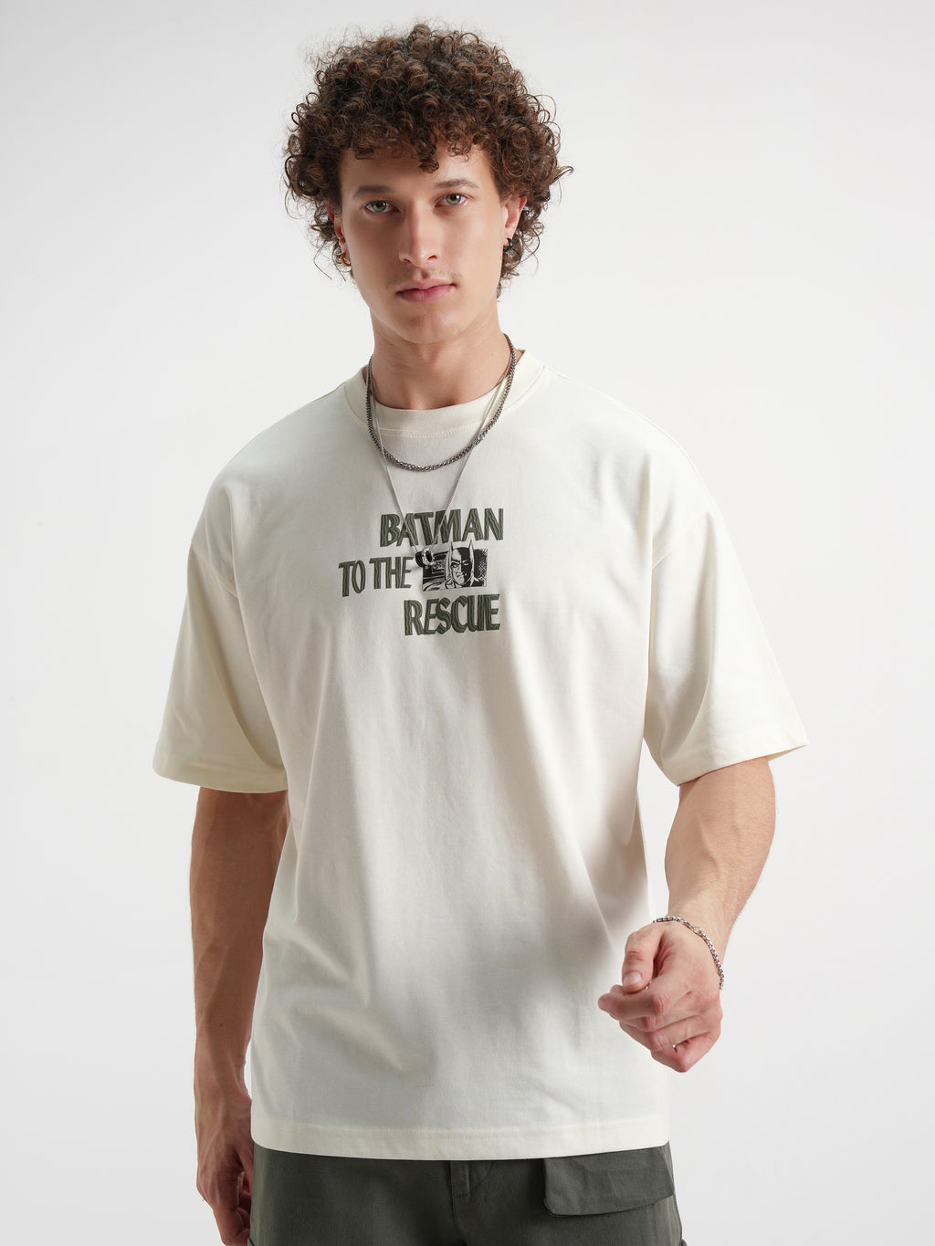 DC By Highlander Men Off White Batman Printed Round Neck Oversized Fit T-Shirt - Off White - Image 3