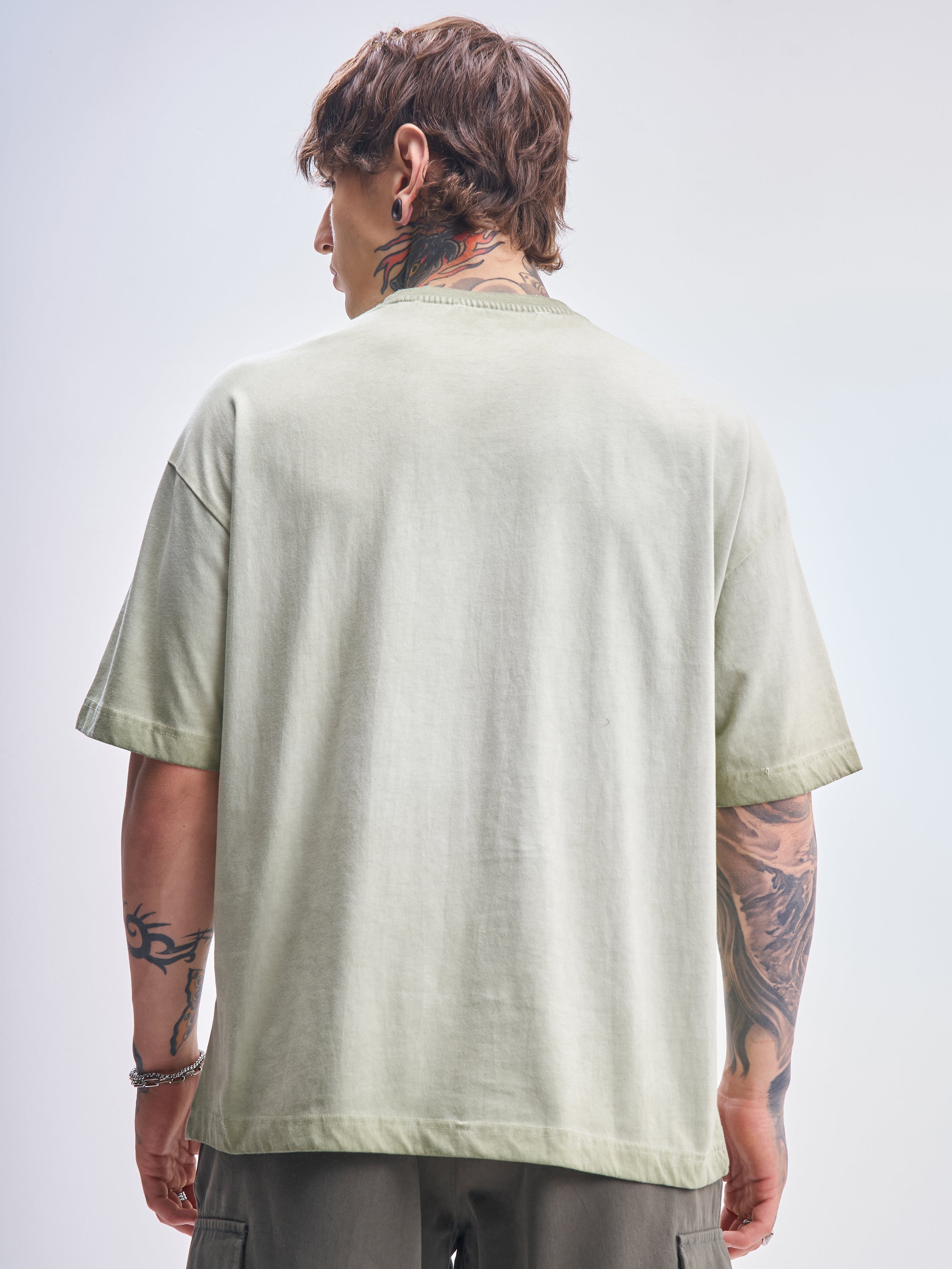 WB By Highlander Men Green Looney Tunes Printed Round Neck Oversized Fit T-Shirt - Green - Image 3