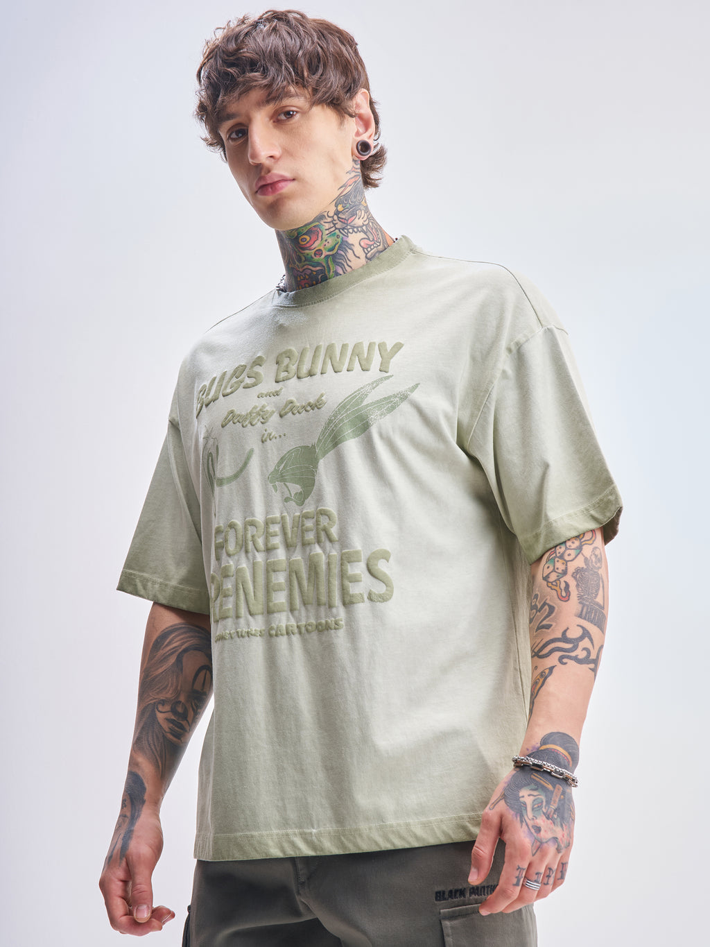 WB By Highlander Men Green Looney Tunes Printed Round Neck Oversized Fit T-Shirt - Green - Image 4