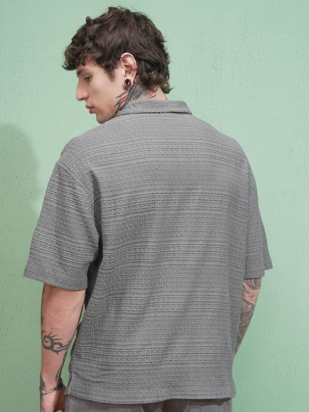 Locomotive Men Grey Self Design Oversized Fit Casual Shirt - Grey - Image 3