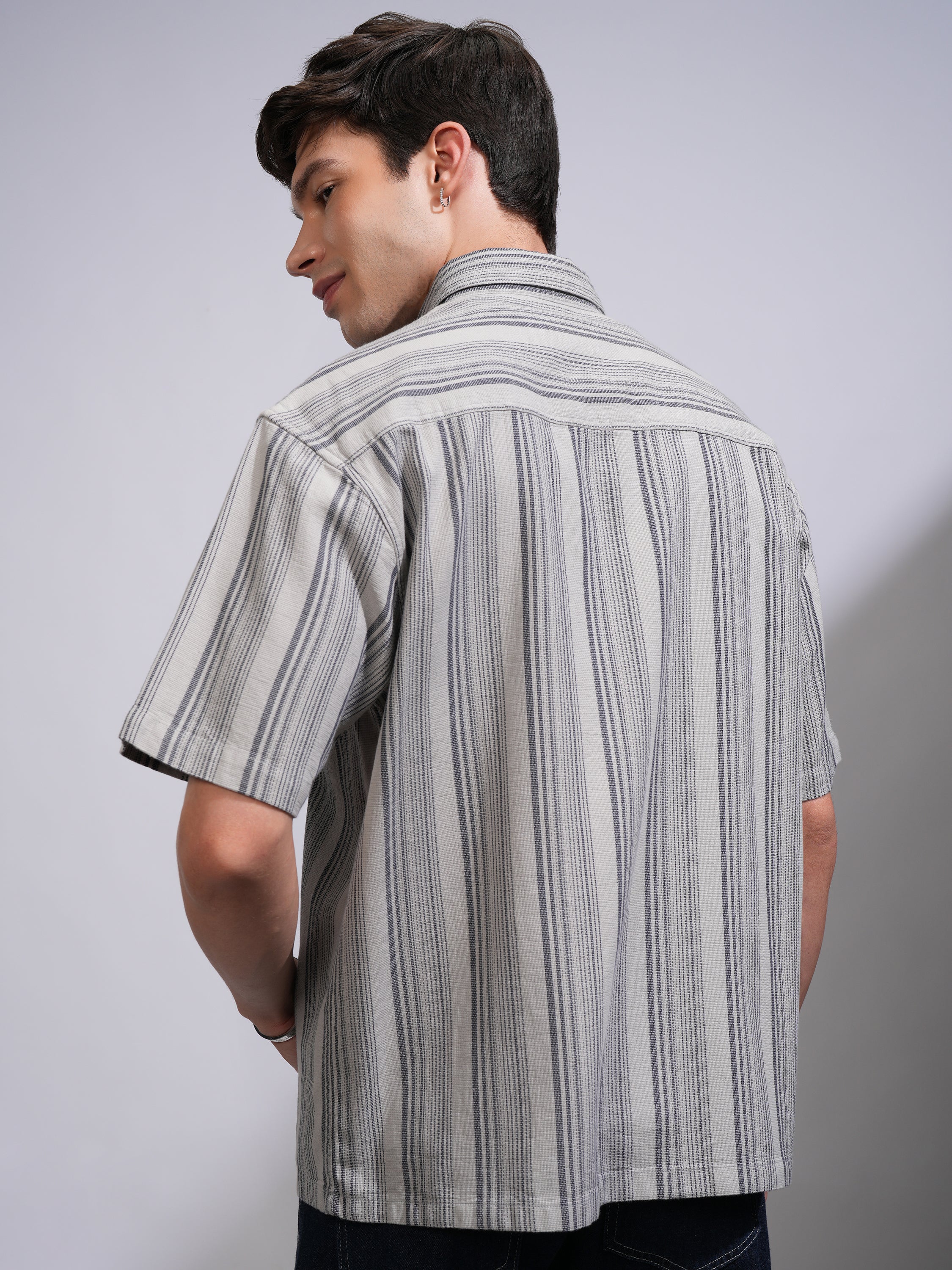 Locomotive Men Grey Striped Oversized Fit Casual Shirt - Grey - Image 3
