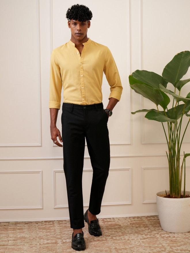 Locomotive Men Yellow Solid Regular Fit Casual Shirts - Yellow - Image 2