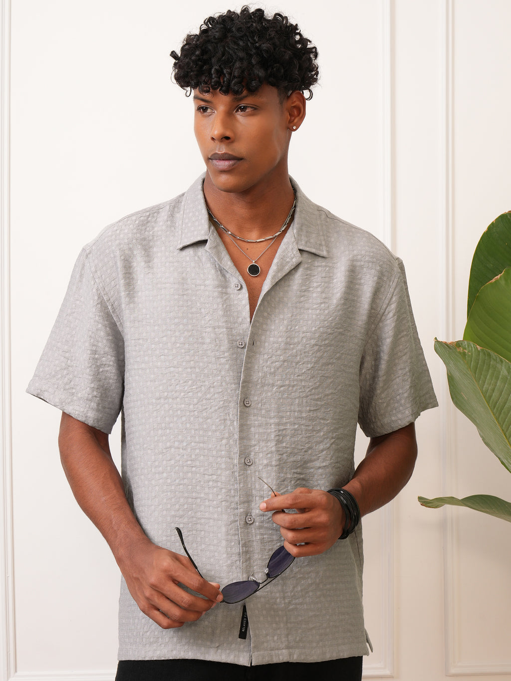 Locomotive Men Grey Self Design Regular Fit Casual Shirt - Grey - Image 1
