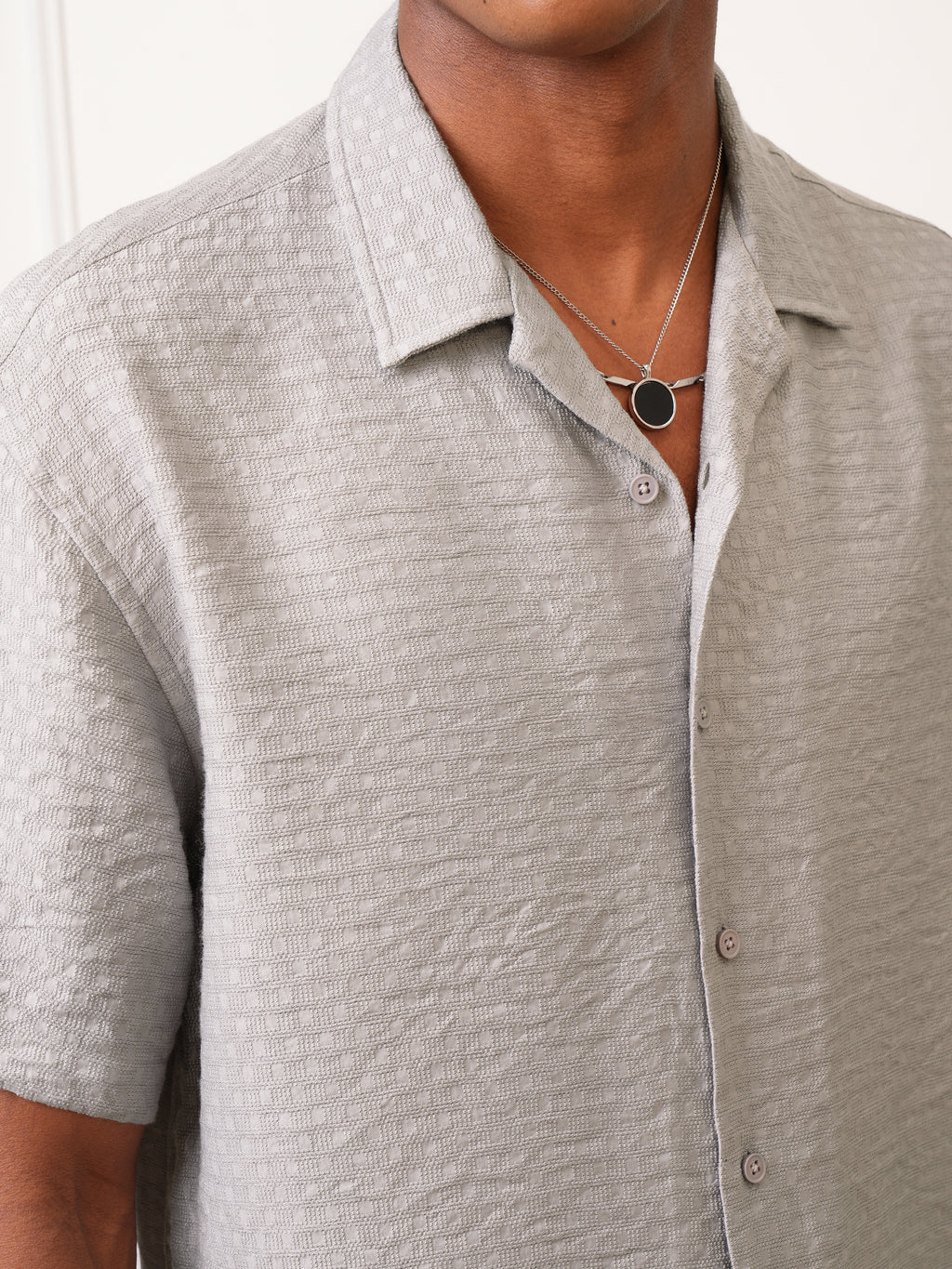 Locomotive Men Grey Self Design Regular Fit Casual Shirt - Grey - Image 5