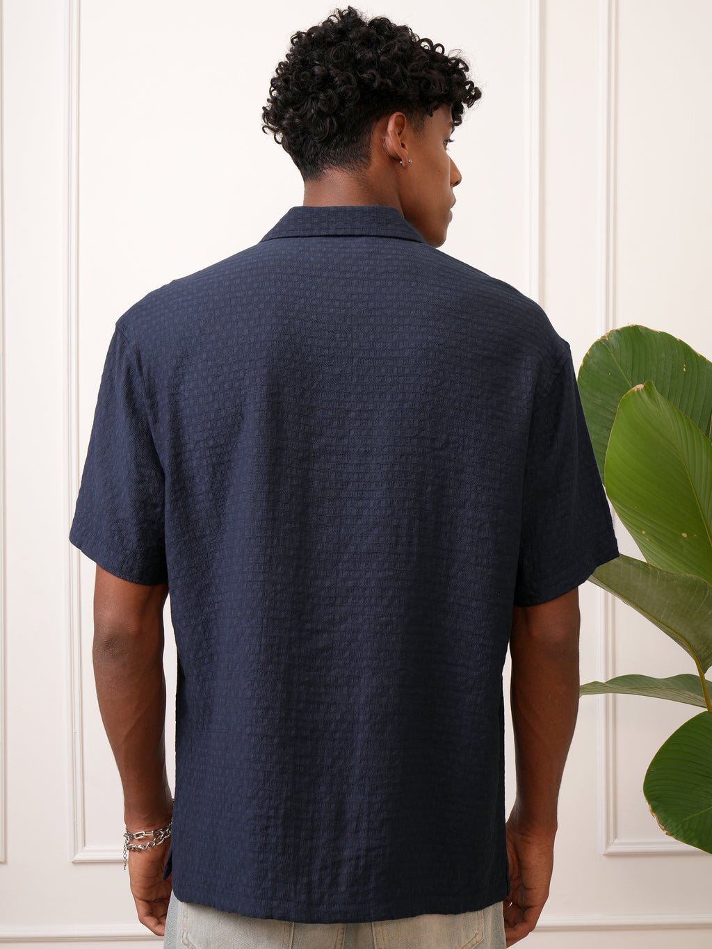 Locomotive Men Navy Blue Self Design Regular Fit Casual Shirt - Navy Blue - Image 3