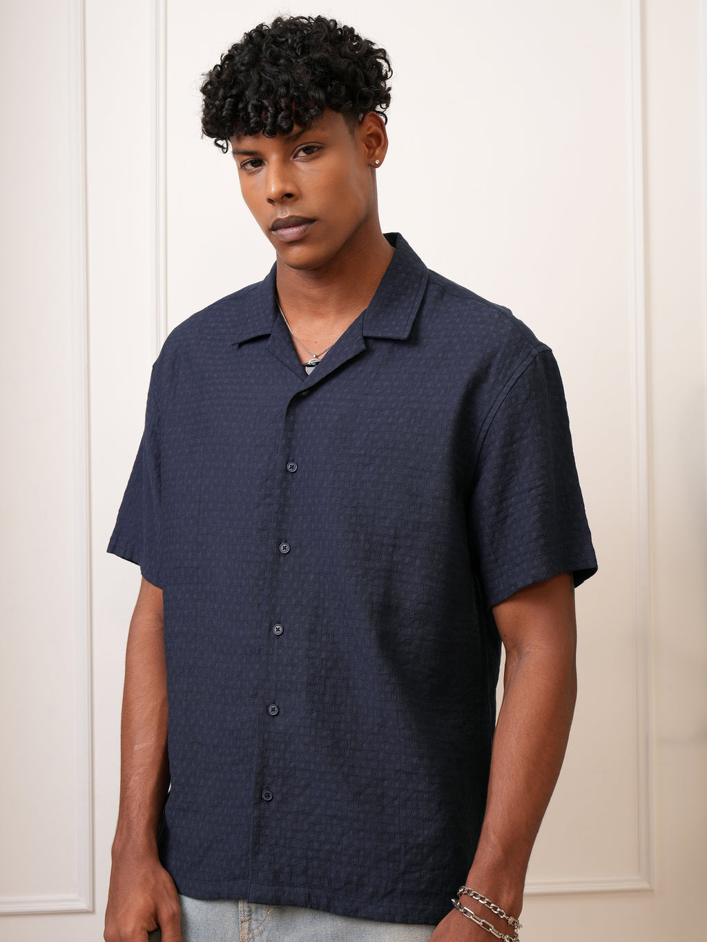 Locomotive Men Navy Blue Self Design Regular Fit Casual Shirt - Navy Blue - Image 4