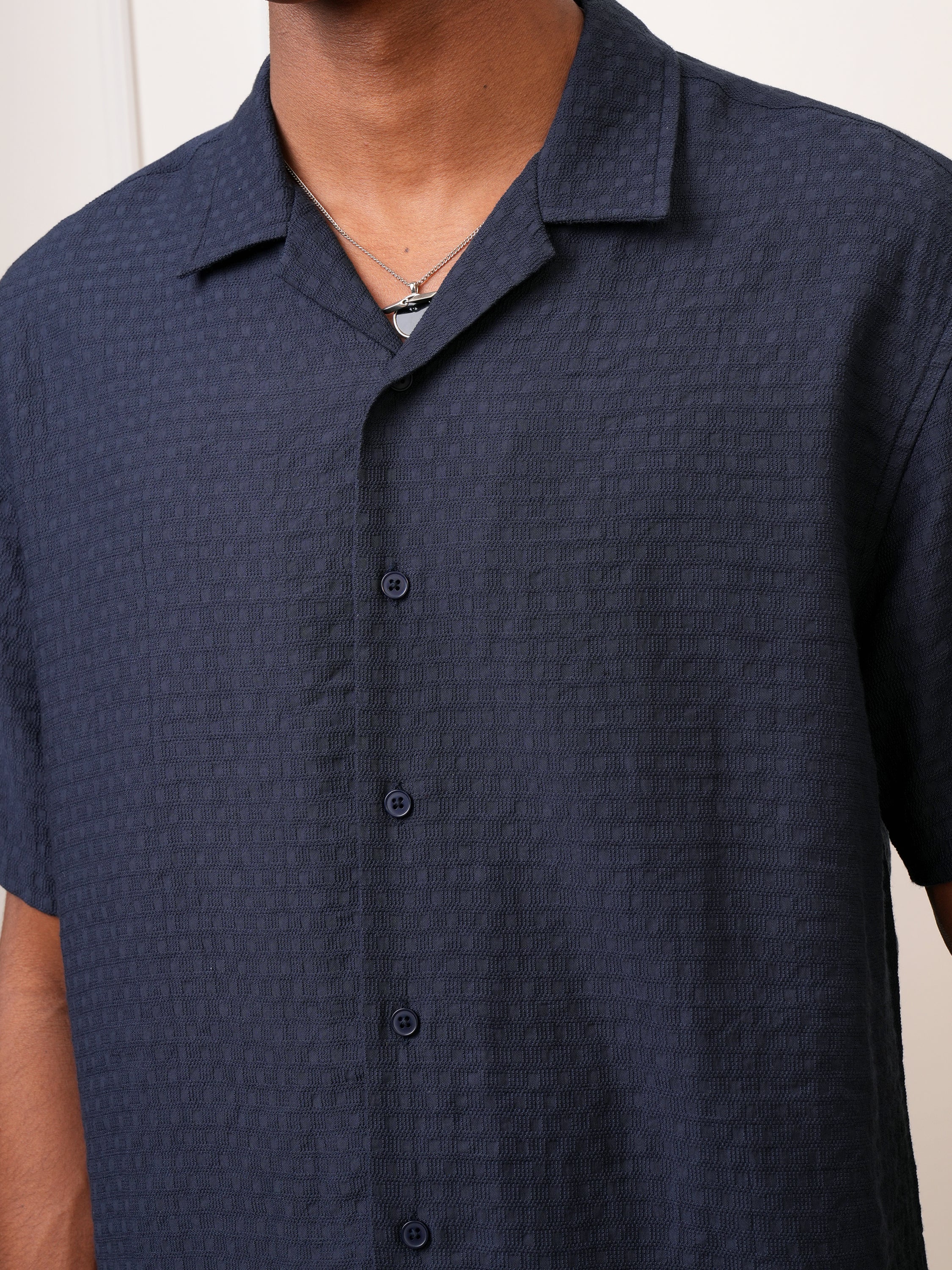 Locomotive Men Navy Blue Self Design Regular Fit Casual Shirt - Navy Blue - Image 5