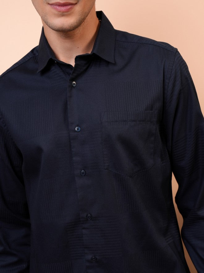 Locomotive Men Navy Blue Solid Relaxed Fit Casual Shirt - Navy Blue - Image 5