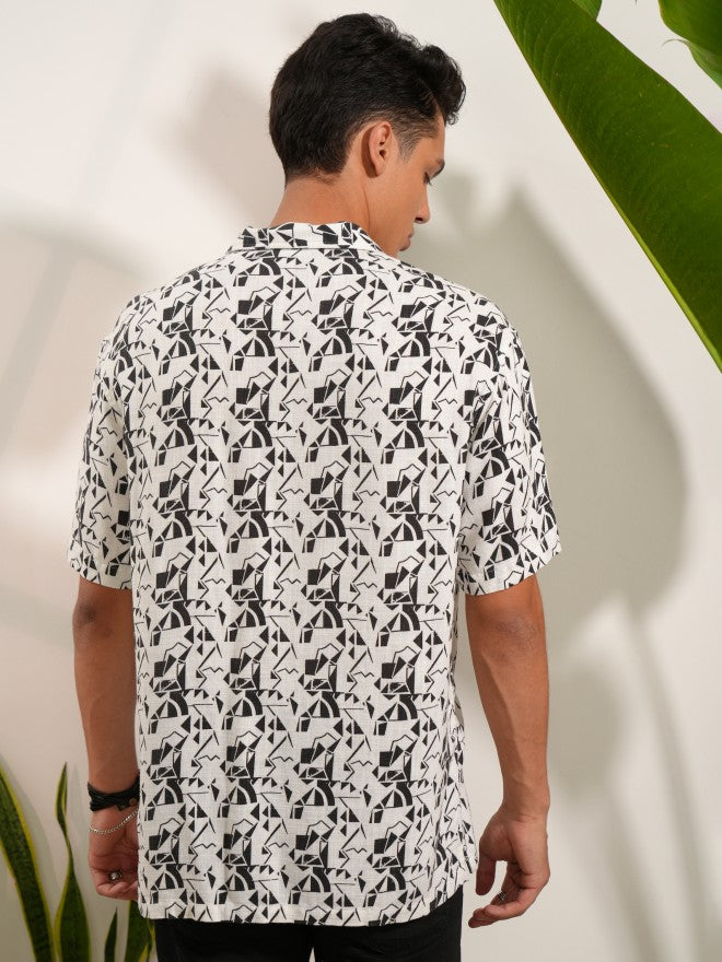 Locomotive Men White Printed Regular Fit Casual Shirts - White - Image 3