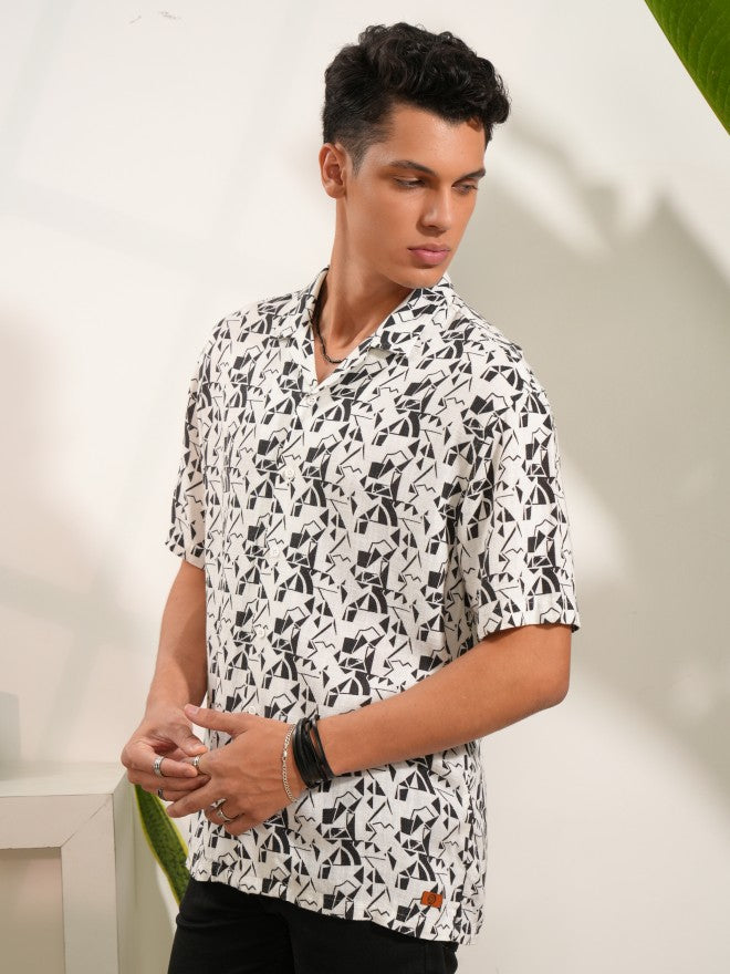 Locomotive Men White Printed Regular Fit Casual Shirts - White - Image 4