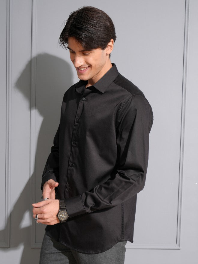 Locomotive Men Black Solid Slim Fit Casual Shirt - Black - Image 4