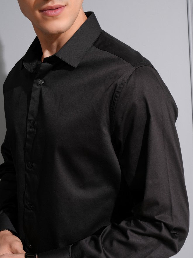 Locomotive Men Black Solid Slim Fit Casual Shirt - Black - Image 5