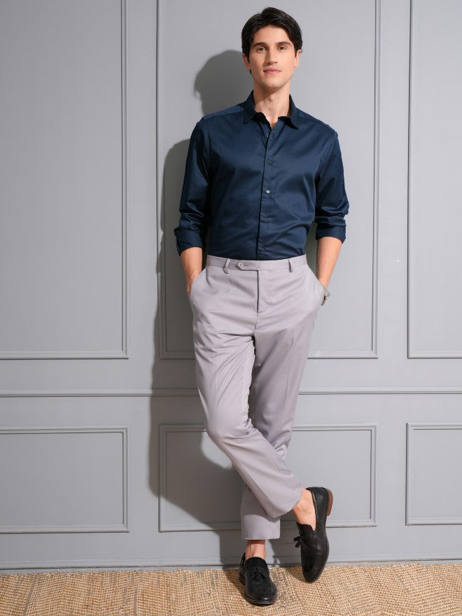 Locomotive Men Navy Blue Solid Slim Fit Casual Shirt - Navy Blue - Image 2