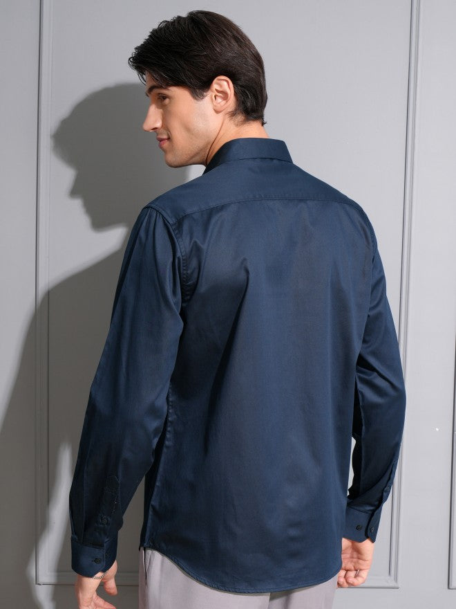 Locomotive Men Navy Blue Solid Slim Fit Casual Shirt - Navy Blue - Image 3
