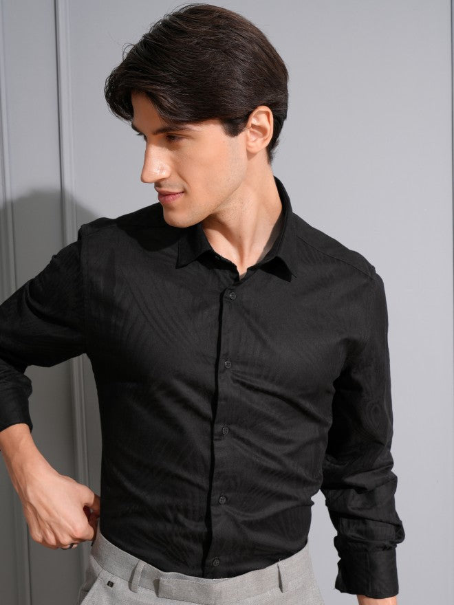 Locomotive Men Black Textured Slim Fit Casual Shirt - Black - Image 1