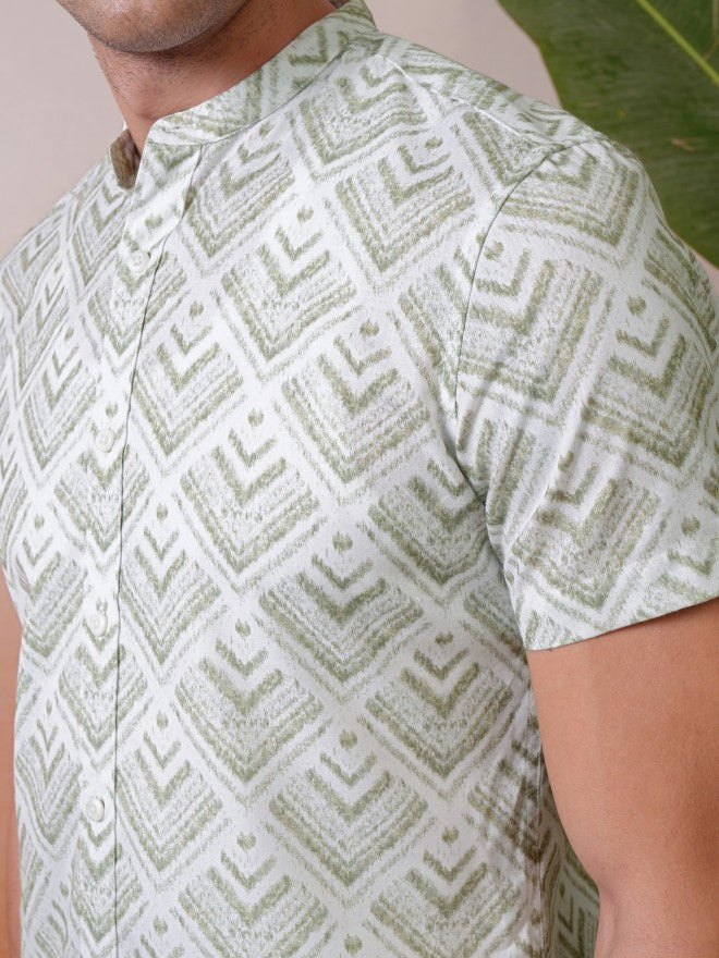 Locomotive Premium Men Green Printed Mandarin Collar Relaxed Shirt - Olive - Image 5