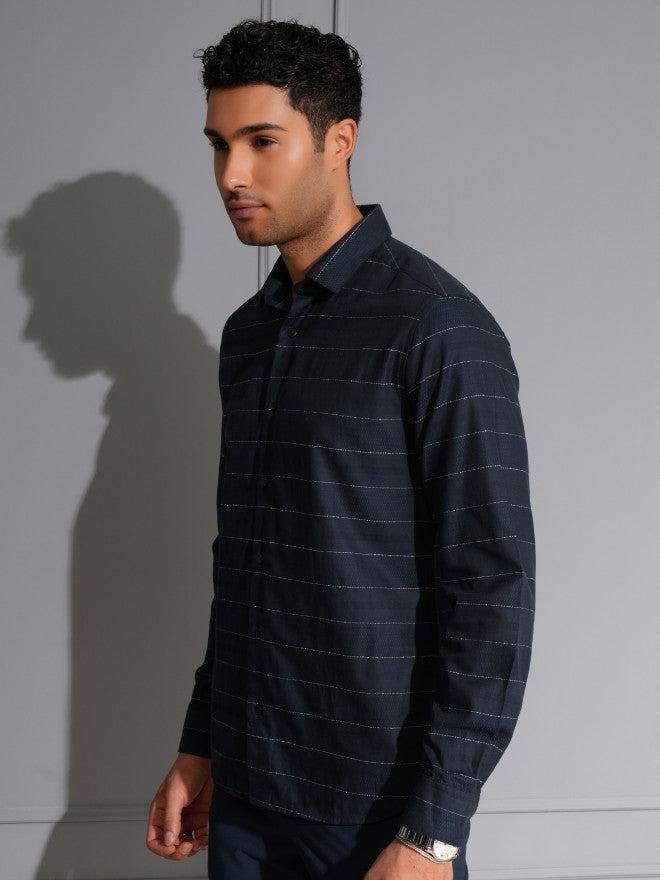 Locomotive Men Navy Blue Striped Slim Fit Casual Shirt - Navy Blue - Image 4