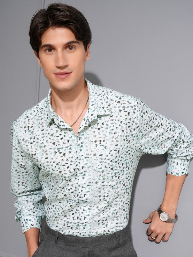 Locomotive Men Green Printed Slim Fit Casual Shirt - Green - Image 1