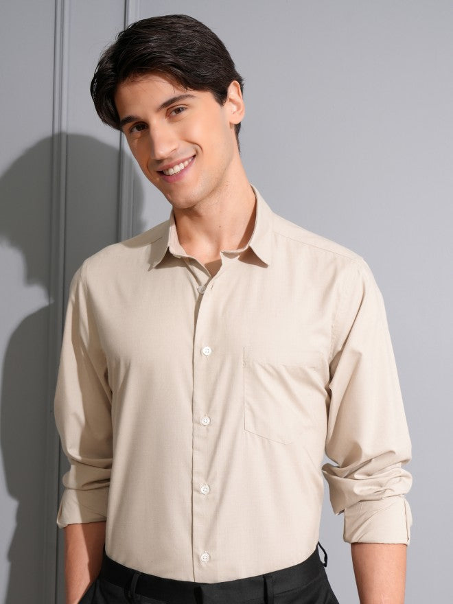 Locomotive Men Beige Solid Slim Fit Casual Shirt - Beige - Image 1