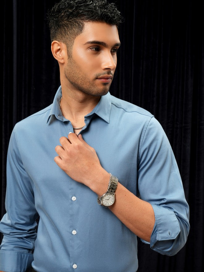 Locomotive Men Blue Solid Slim Fit Casual Shirt - Blue - Image 1