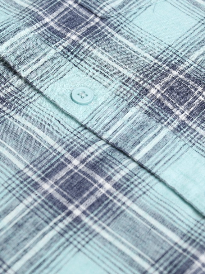 Locomotive Men Green Checked Regular Fit Casual Shirt - Green - Image 8